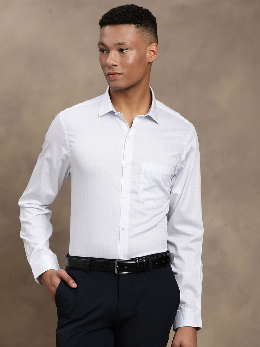 Turtle Men Standard Slim Fit Grid Tattersall Checks Opaque Checked Formal Shirt, White
Turtle Men Standard Slim Fit Grid Tattersall Checks Opaque Checked Formal Shirt, White