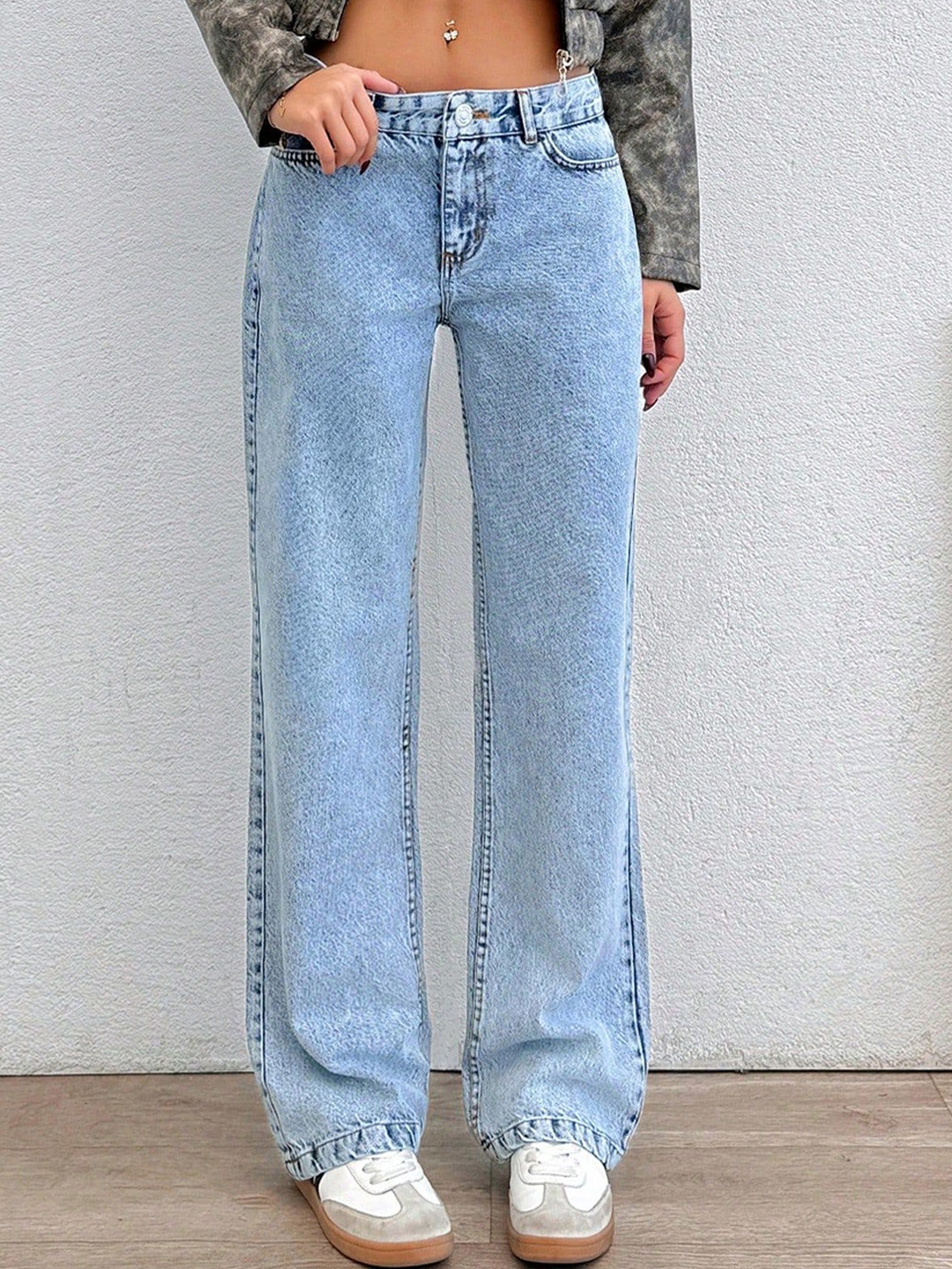 DressBerry Women Comfort Straight Fit High-Rise Light Fade Acid Wash Stretchable Jeans, Blue
DressBerry Women Comfort Straight Fit High-Rise Light Fade Acid Wash Stretchable Jeans, Blue