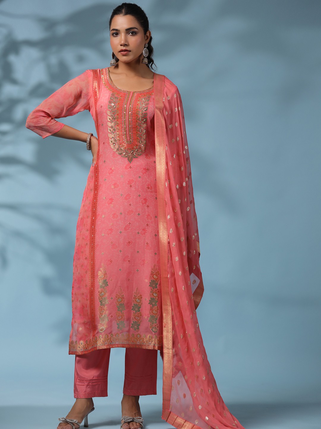 Sindh Fashion Women Ethnic Motifs Printed Regular Kurta with Trousers & With Dupatta, Pink
Sindh Fashion Women Ethnic Motifs Printed Regular Kurta with Trousers & With Dupatta, Pink
