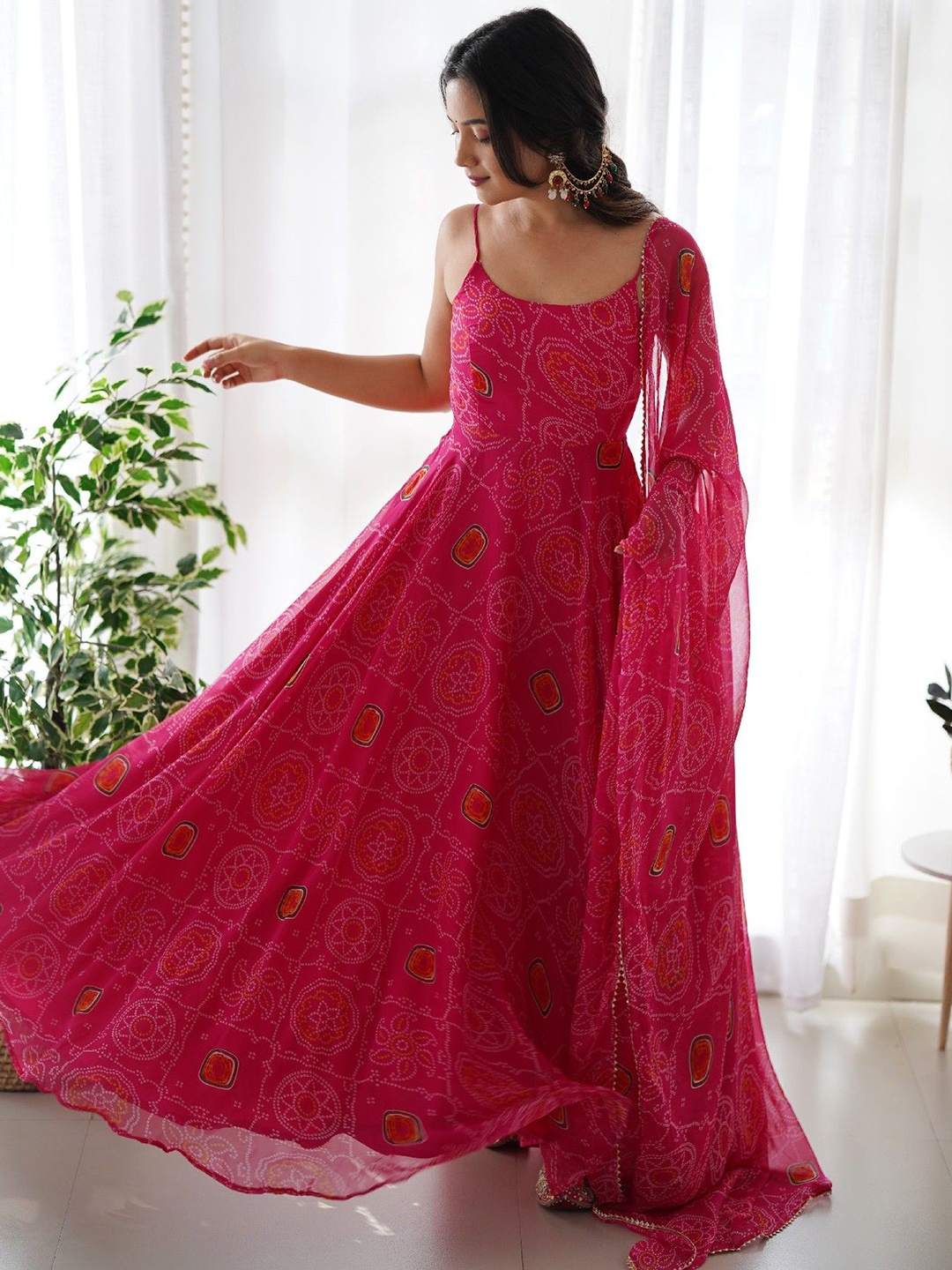 Yara Creation Women Bandhani Printed Regular Silk Chiffon Kurta with Trousers & With Dupatta, Pink
Yara Creation Women Bandhani Printed Regular Silk Chiffon Kurta with Trousers & With Dupatta, Pink