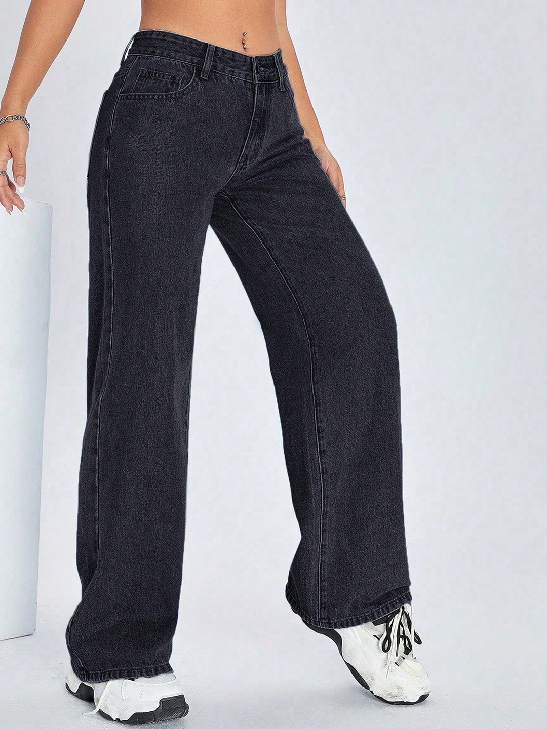 DressBerry Women Comfort Straight Fit High-Rise Light Fade Acid Wash Stretchable Jeans, Black
DressBerry Women Comfort Straight Fit High-Rise Light Fade Acid Wash Stretchable Jeans, Black