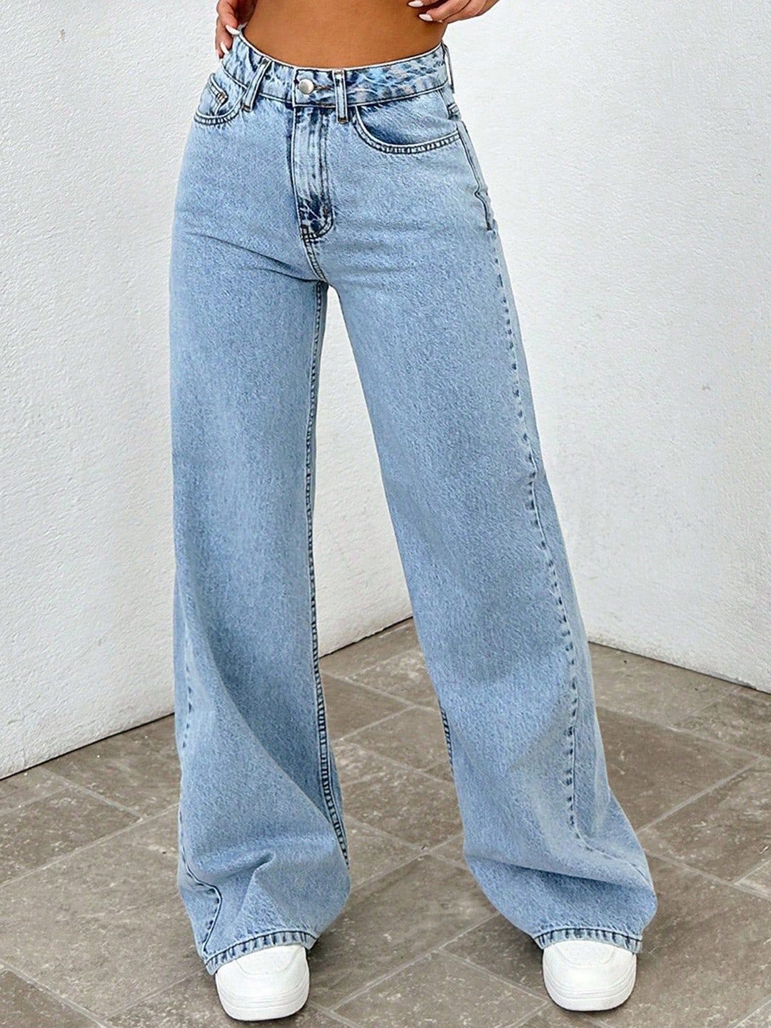 DressBerry Women Comfort Straight Fit High-Rise Light Fade Acid Wash Stretchable Jeans, Blue
DressBerry Women Comfort Straight Fit High-Rise Light Fade Acid Wash Stretchable Jeans, Blue