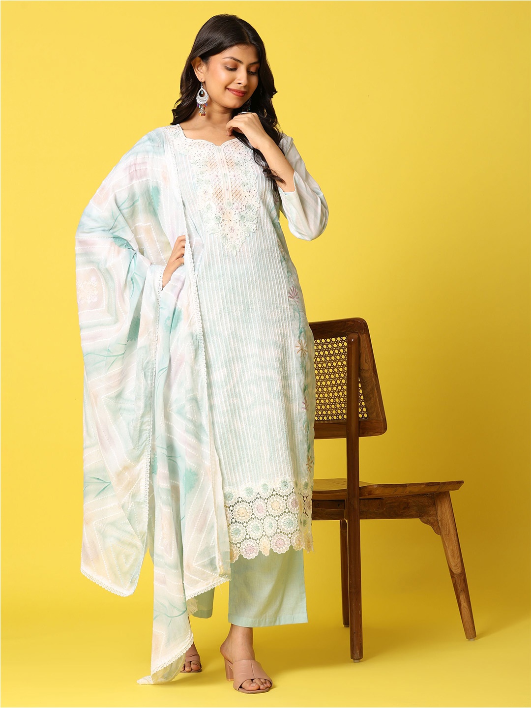 Mamicha Women Floral Printed Regular Pure Cotton Kurta with Palazzos & With Dupatta, Sea green
Mamicha Women Floral Printed Regular Pure Cotton Kurta with Palazzos & With Dupatta, Sea green