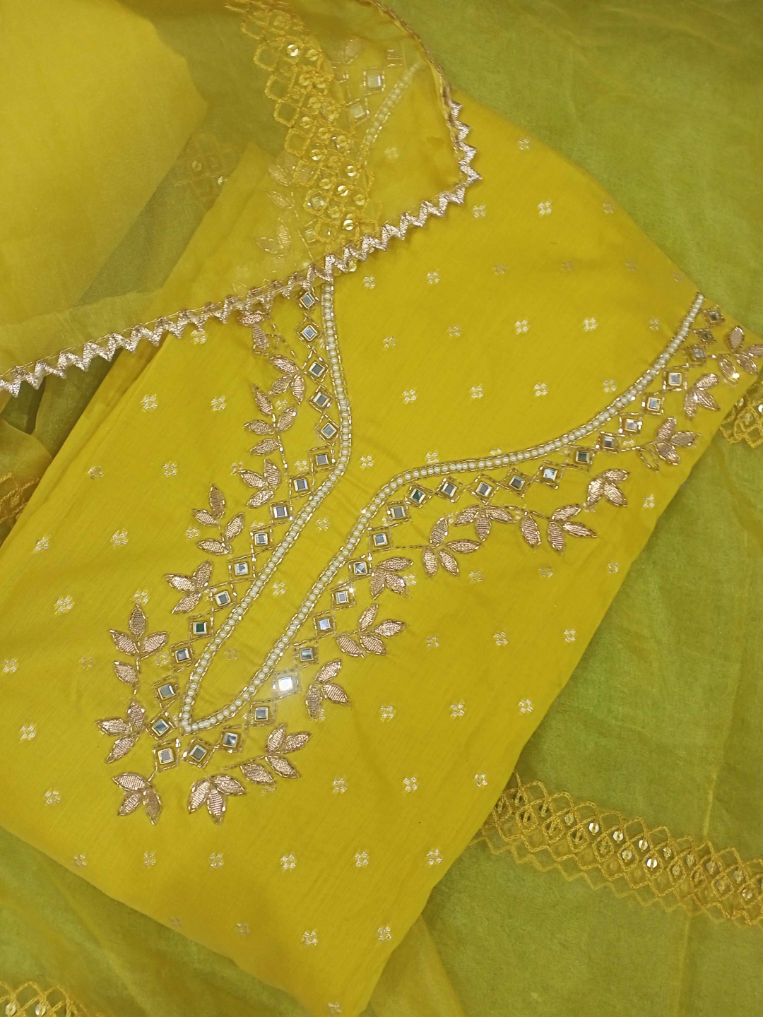 REET MAHAL Floral Embroidered Mirror Work Chanderi Silk Unstitched Dress Material, Yellow
REET MAHAL Floral Embroidered Mirror Work Chanderi Silk Unstitched Dress Material, Yellow
