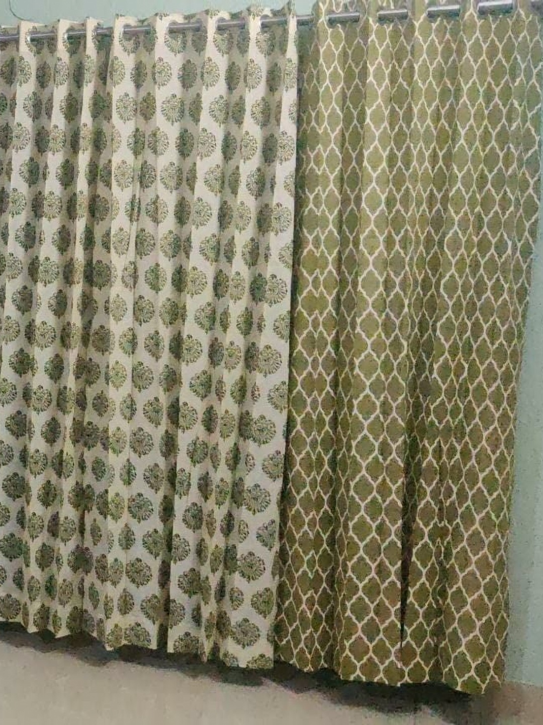 Trance Home Linen Green & White 4 Pieces Floral Printed Cotton Long Door Curtains
Trance Home Linen Green & White 4 Pieces Floral Printed Cotton Long Door Curtains
