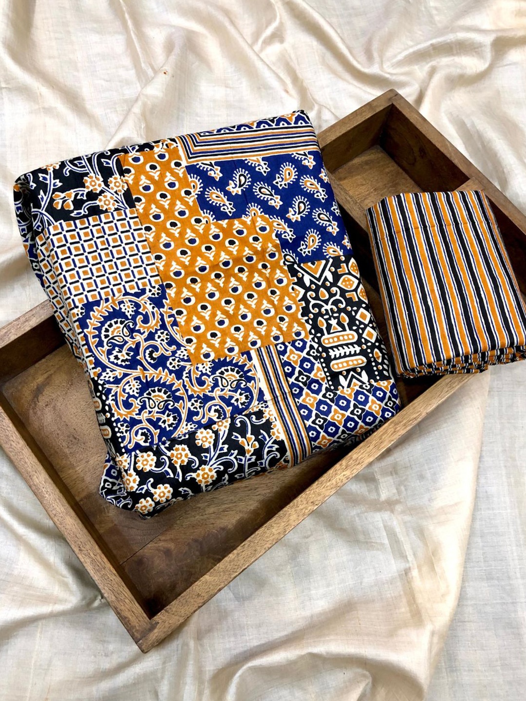 PALASH Ethnic Motifs Printed Block Print Technique Pure Cotton Unstitched Dress Material, Blue
PALASH Ethnic Motifs Printed Block Print Technique Pure Cotton Unstitched Dress Material, Blue