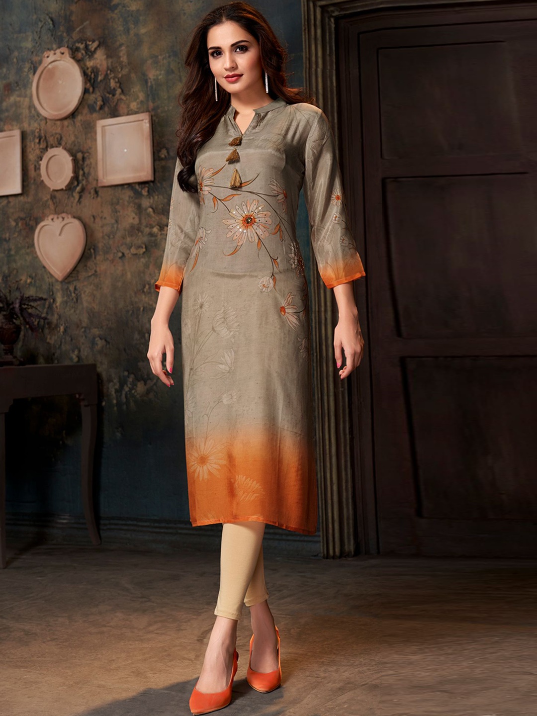 KALINI Floral Printed Three-Quarter Sleeves Sequinned Pure Cotton Straight Kurta, Beige
KALINI Floral Printed Three-Quarter Sleeves Sequinned Pure Cotton Straight Kurta, Beige