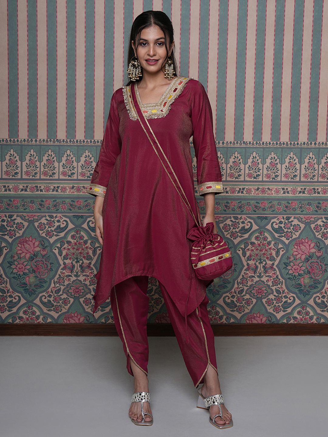 Label Ishnya Women Floral Yoke Design Regular Thread Work Kurta with Dhoti Pants, Maroon
Label Ishnya Women Floral Yoke Design Regular Thread Work Kurta with Dhoti Pants, Maroon