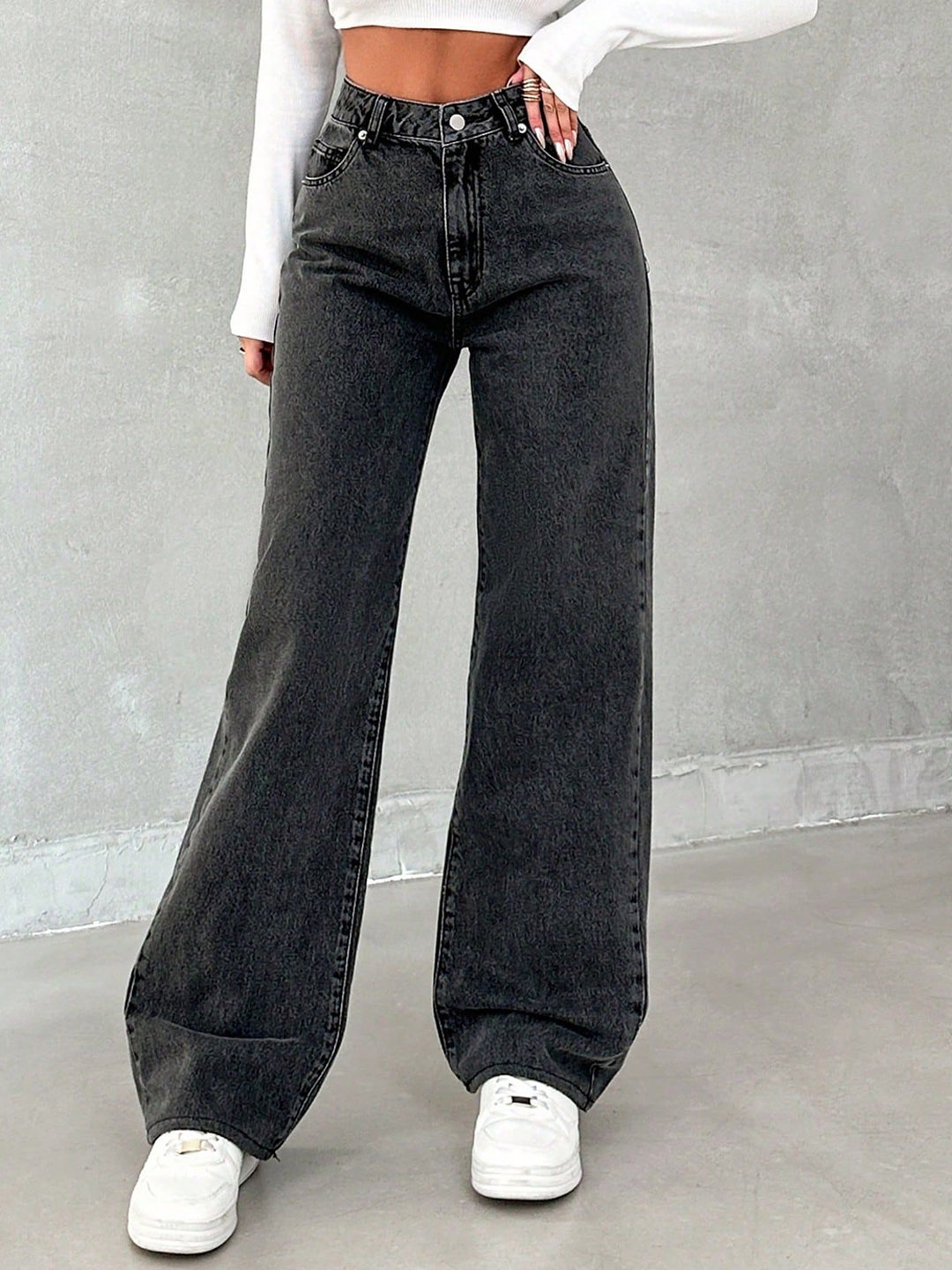 DressBerry Women Comfort Straight Fit High-Rise Light Fade Acid Wash Stretchable Jeans, Black
DressBerry Women Comfort Straight Fit High-Rise Light Fade Acid Wash Stretchable Jeans, Black