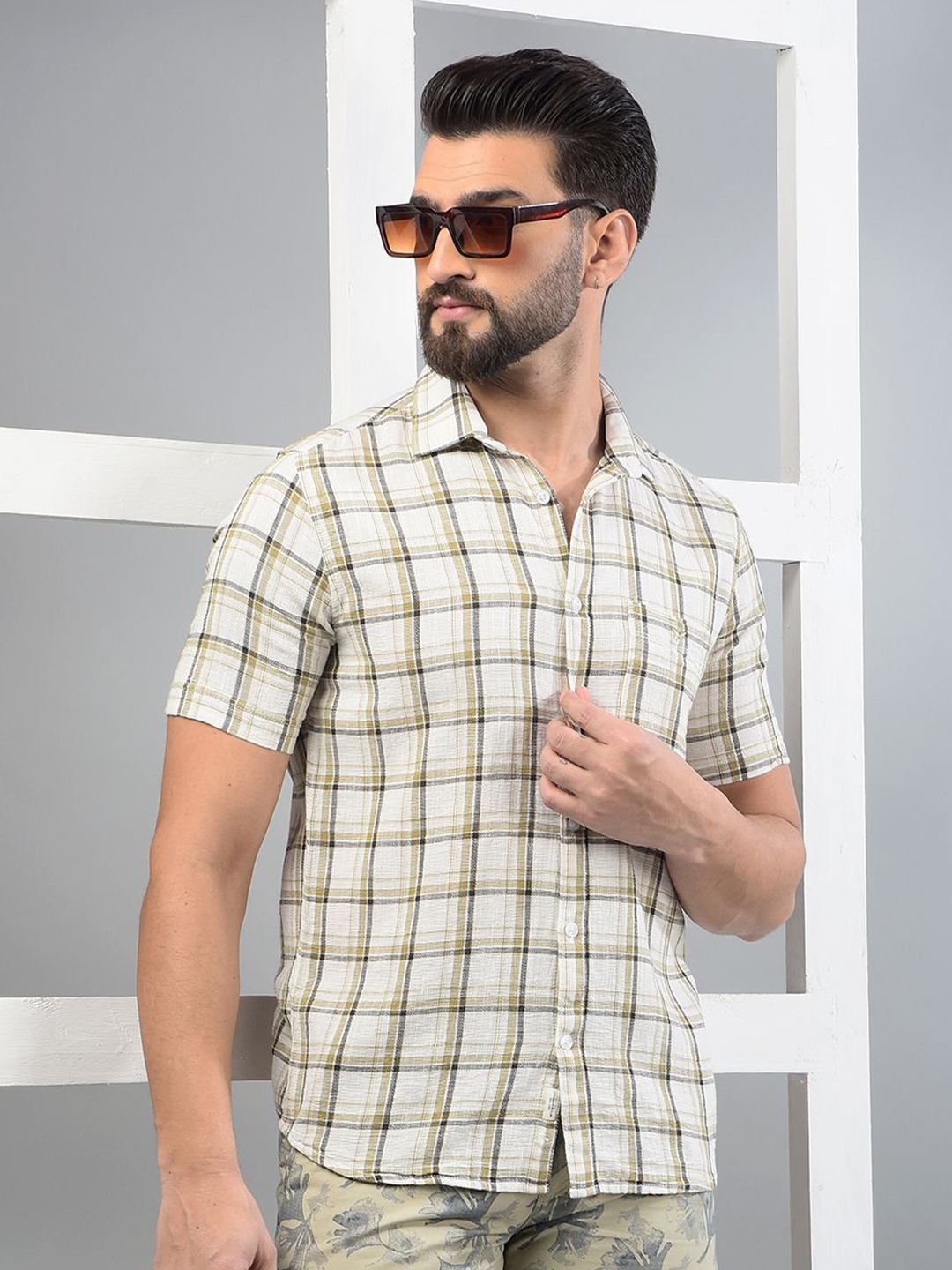 Crimsoune Club Men Classic Slim Fit Tartan Checks Opaque Checked Casual Shirt, Olive
Crimsoune Club Men Classic Slim Fit Tartan Checks Opaque Checked Casual Shirt, Olive