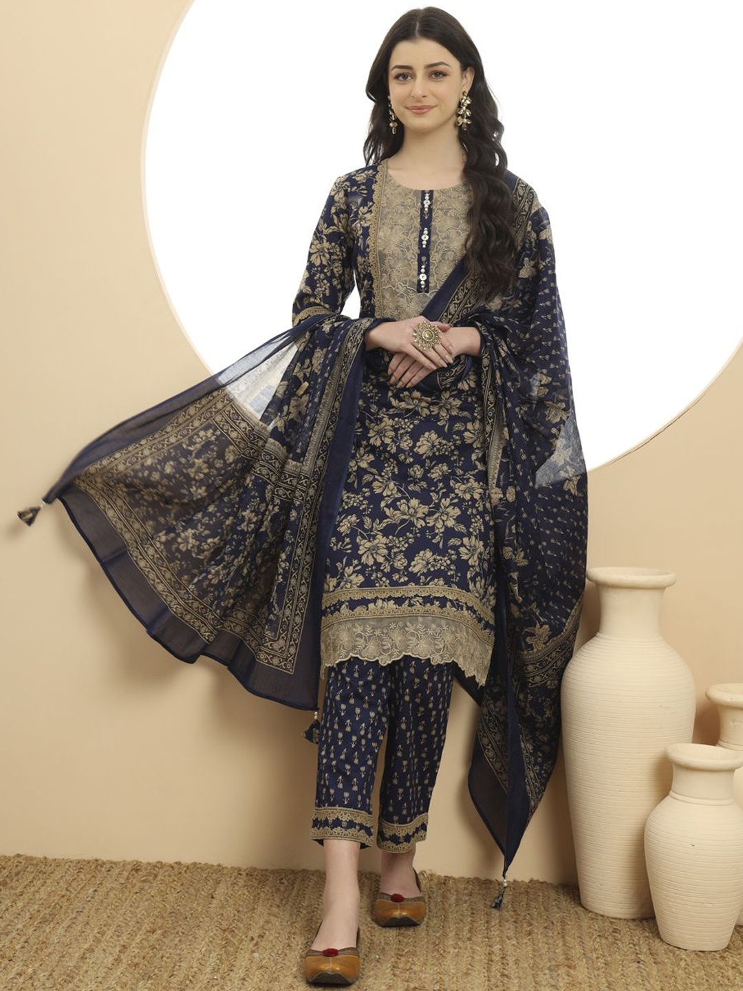 Yufta Women Floral Embroidered Regular Patchwork Pure Cotton Kurta with Trousers & With Dupatta, Navy blue
Yufta Women Floral Embroidered Regular Patchwork Pure Cotton Kurta with Trousers & With Dupatta, Navy blue