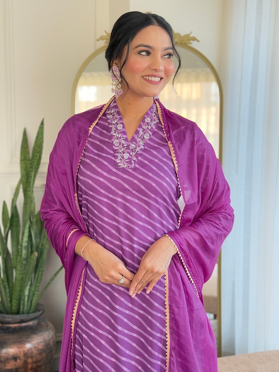 KALINI Women Embroidered Regular Thread Work Kurti with Trousers & With Dupatta, Lavender
KALINI Women Embroidered Regular Thread Work Kurti with Trousers & With Dupatta, Lavender