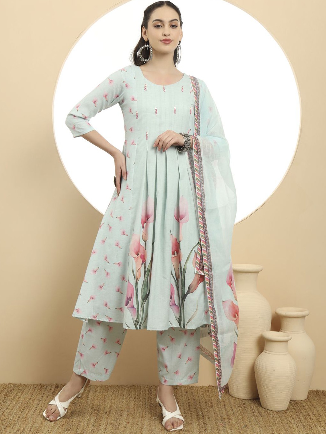 Yufta Women Floral Embroidered Pleated Kantha Work Linen Kurta with Trousers & With Dupatta, Blue
Yufta Women Floral Embroidered Pleated Kantha Work Linen Kurta with Trousers & With Dupatta, Blue