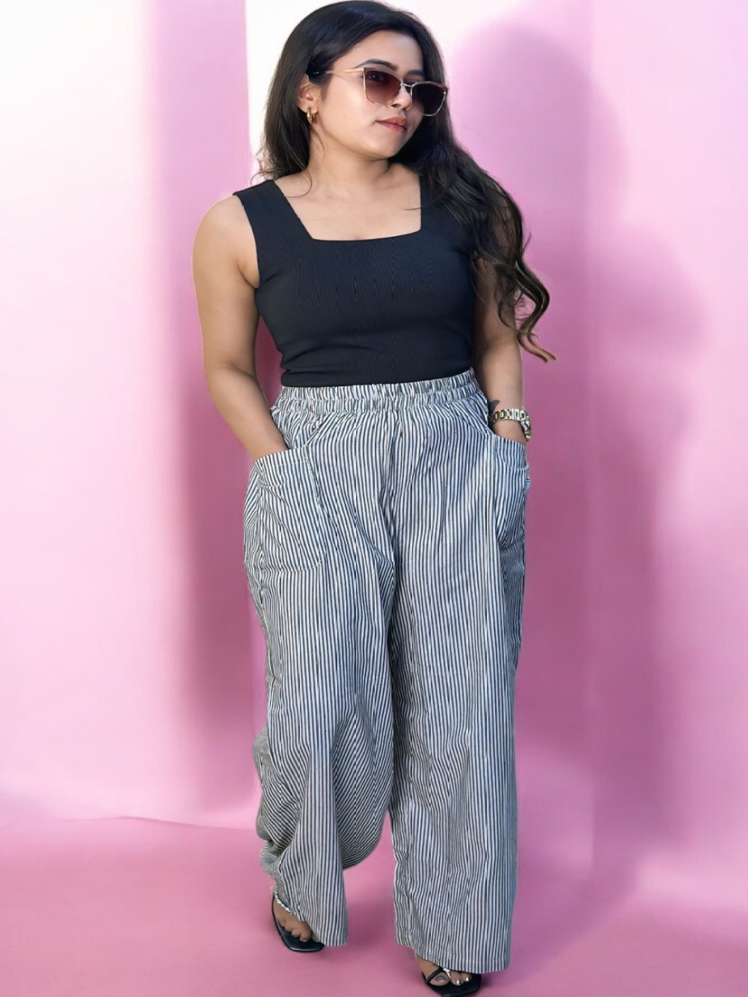 HOW House Of Wear Women Striped Smart Loose Fit High-Rise Chambray Pleated Trousers, Black
HOW House Of Wear Women Striped Smart Loose Fit High-Rise Chambray Pleated Trousers, Black