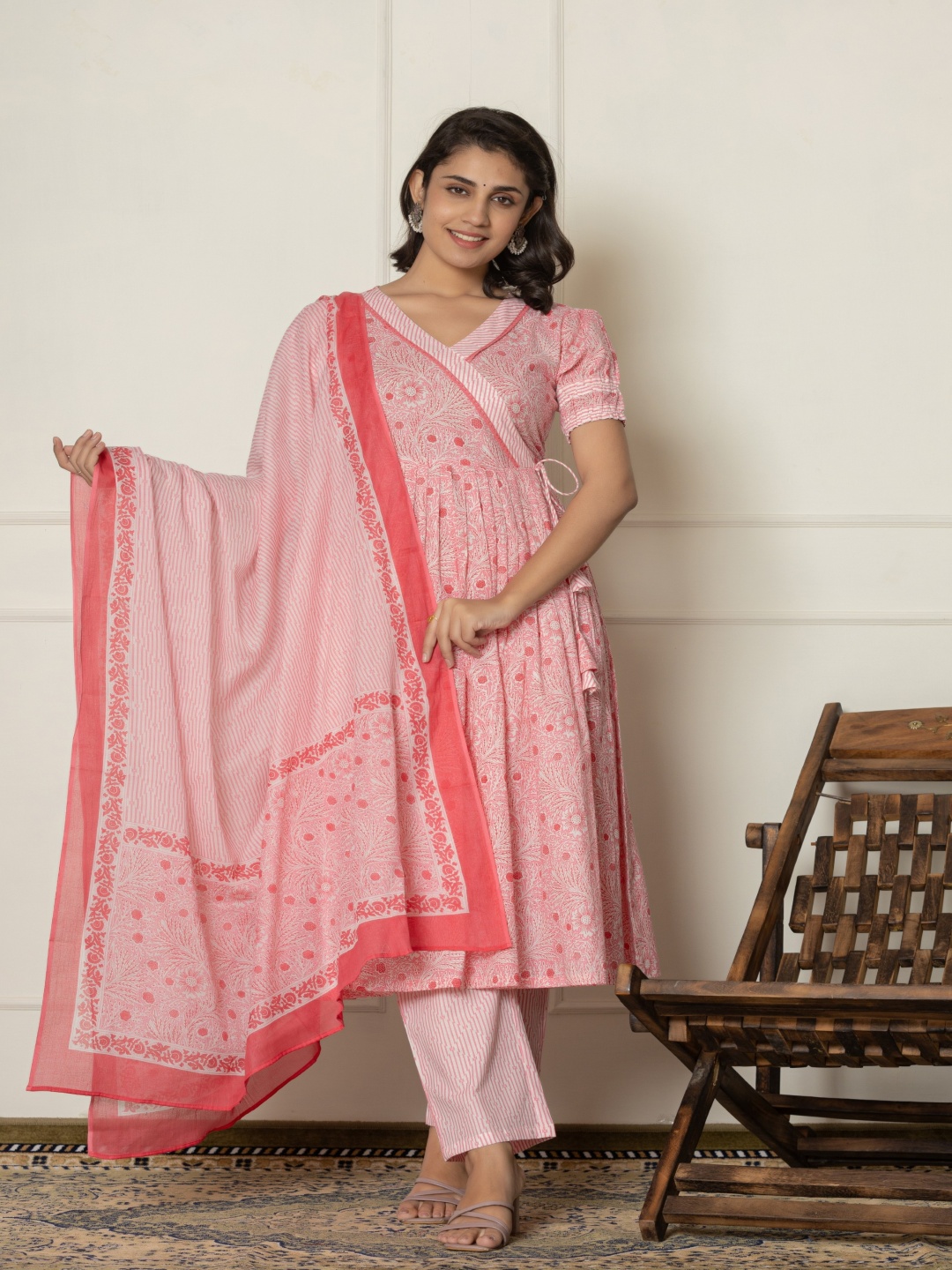 Krati Creations Women Floral Printed Angrakha Pure Cotton Kurta with Trousers & With Dupatta, Orange
Krati Creations Women Floral Printed Angrakha Pure Cotton Kurta with Trousers & With Dupatta, Orange