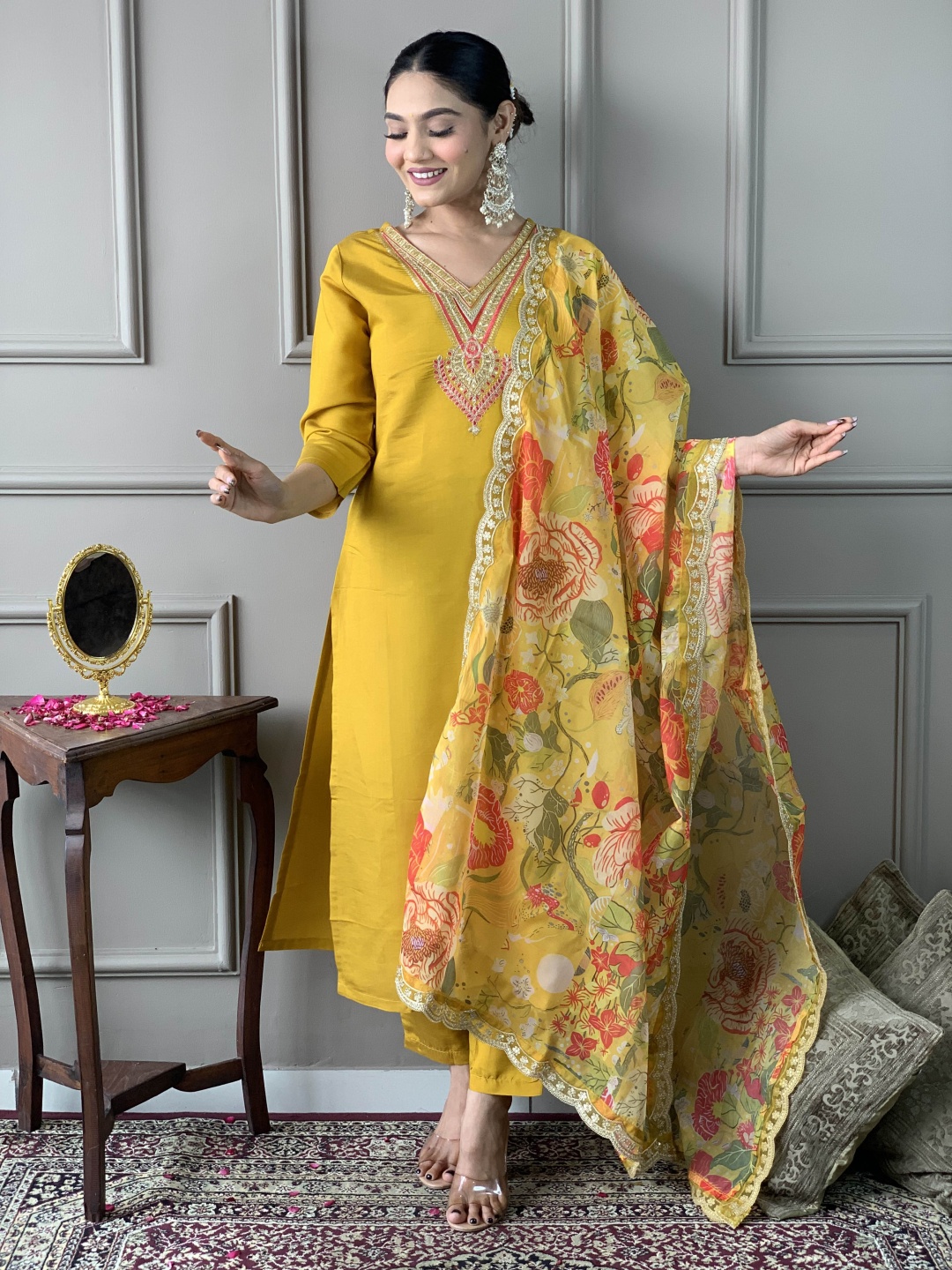 THE52 Women Floral Embroidered Regular Chanderi Silk Kurta with Trousers & With Dupatta, Mustard
THE52 Women Floral Embroidered Regular Chanderi Silk Kurta with Trousers & With Dupatta, Mustard