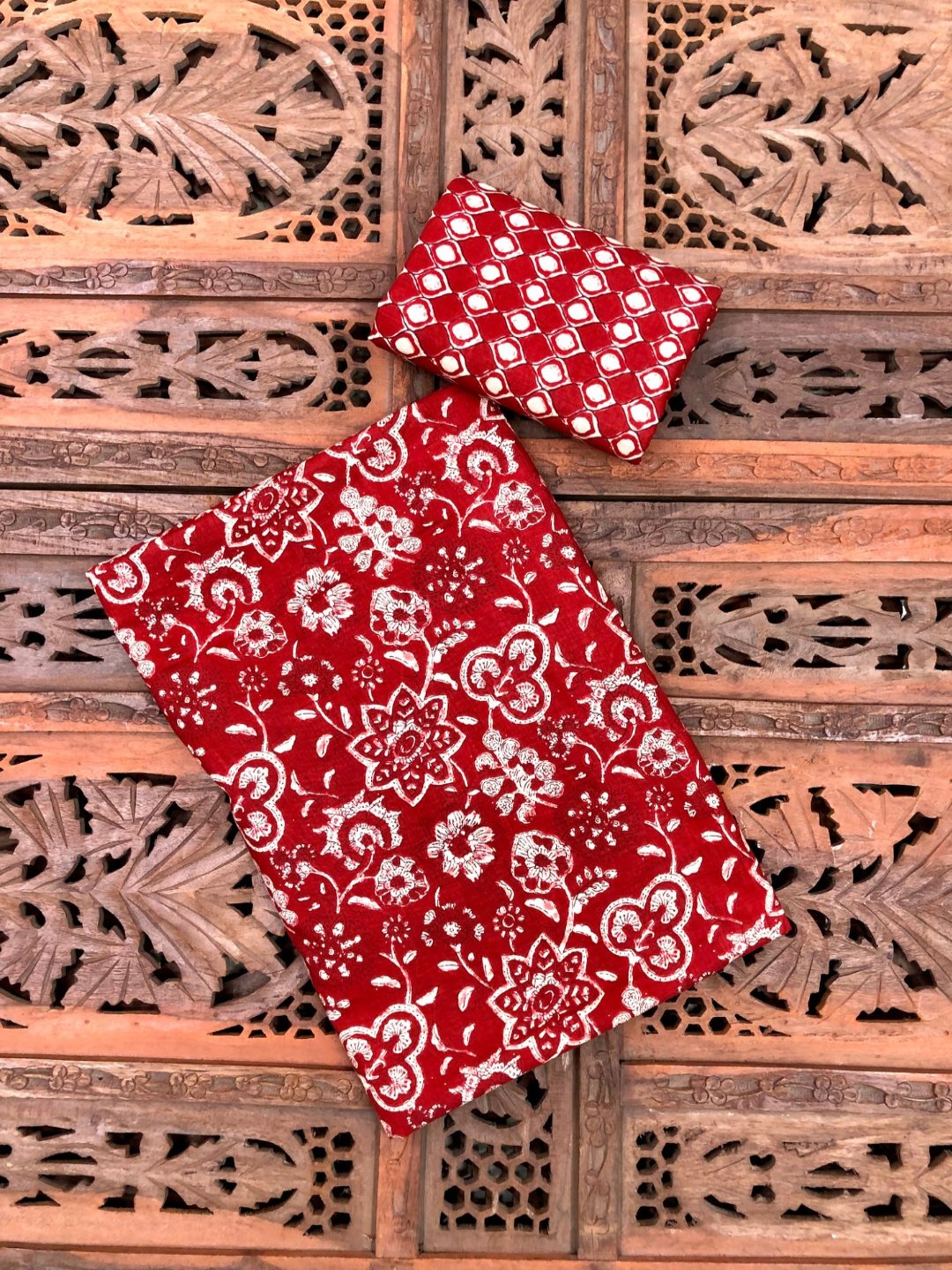 PALASH Floral Printed Block Print Technique Pure Cotton Unstitched Dress Material, Red
PALASH Floral Printed Block Print Technique Pure Cotton Unstitched Dress Material, Red