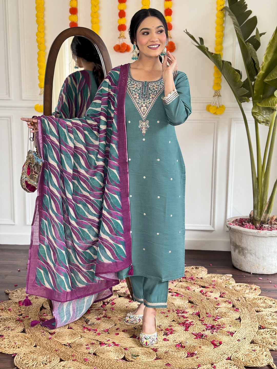 KALINI Women Floral Embroidered Regular Chanderi Silk Kurta with Trousers & With Dupatta, Turquoise blue
KALINI Women Floral Embroidered Regular Chanderi Silk Kurta with Trousers & With Dupatta, Turquoise blue
