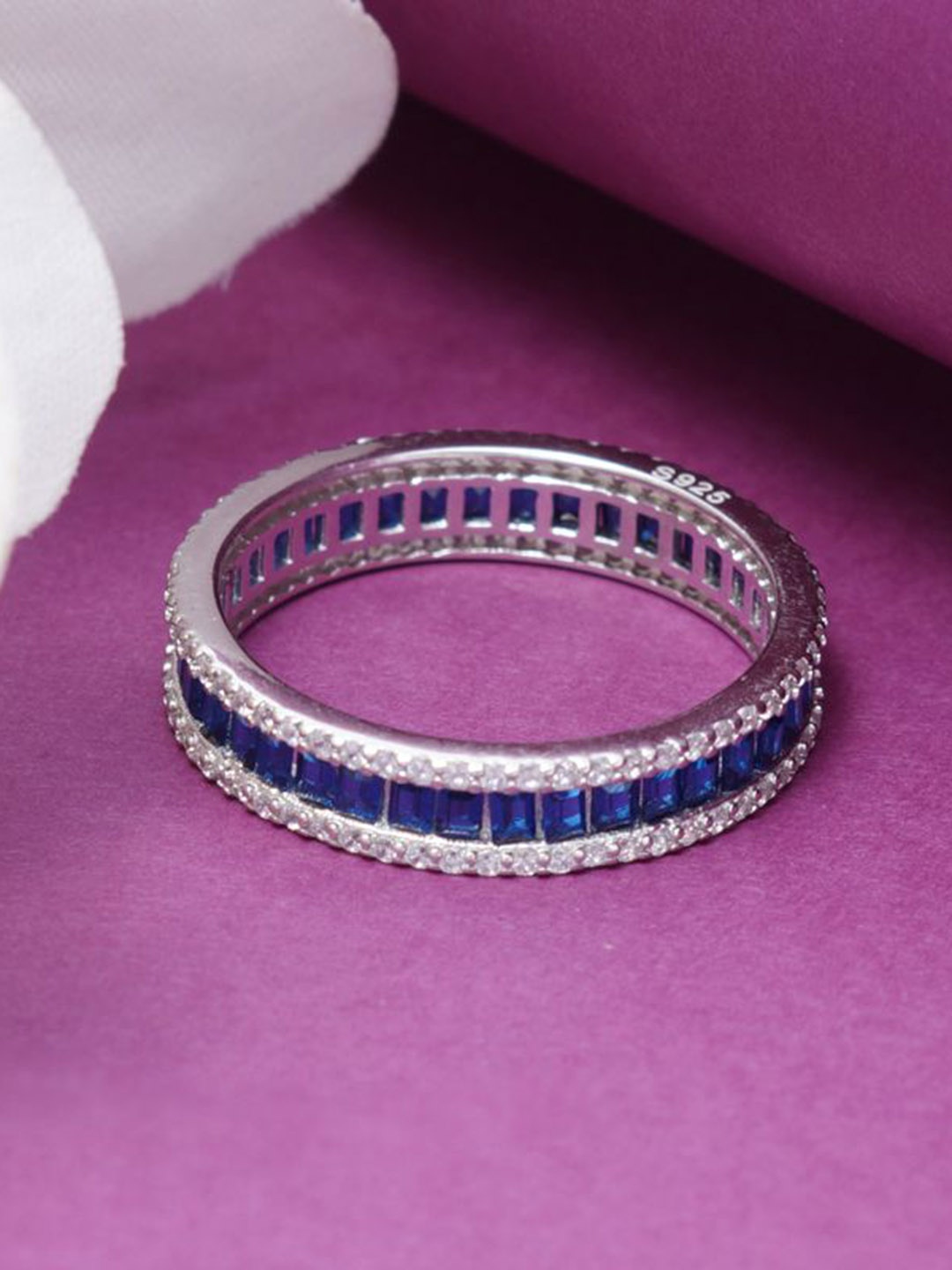 Tuanz Silver Jewelry 925 Sterling Silver Rhodium-Plated Cubic Zirconia-Studded Finger Ring
Tuanz Silver Jewelry 925 Sterling Silver Rhodium-Plated Cubic Zirconia-Studded Finger Ring