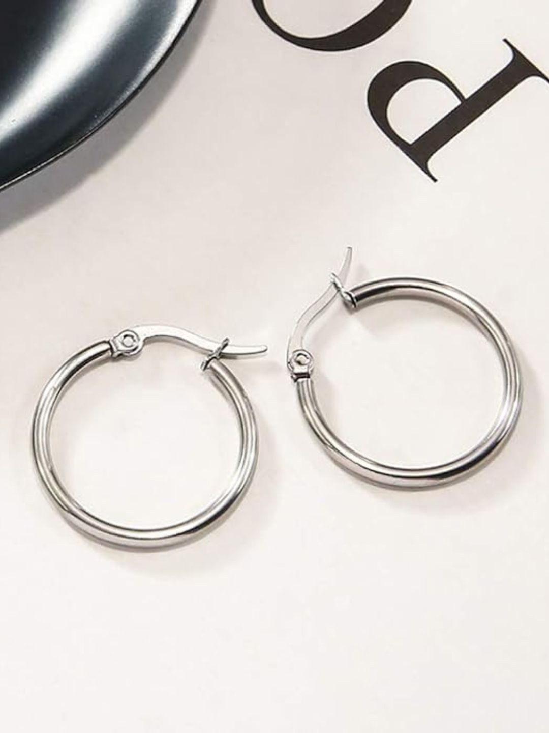 The Roadster Lifestyle Co. Men Stainless Steel Contemporary Hoop Earrings, Silver
The Roadster Lifestyle Co. Men Stainless Steel Contemporary Hoop Earrings, Silver