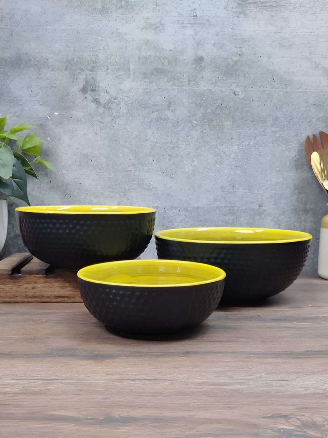 Myntra Elegant Homes Grey 2025 3 Pieces Ceramic Dishwasher and Microwave Safe Serving Bowl
Myntra Elegant Homes Grey 2025 3 Pieces Ceramic Dishwasher and Microwave Safe Serving Bowl