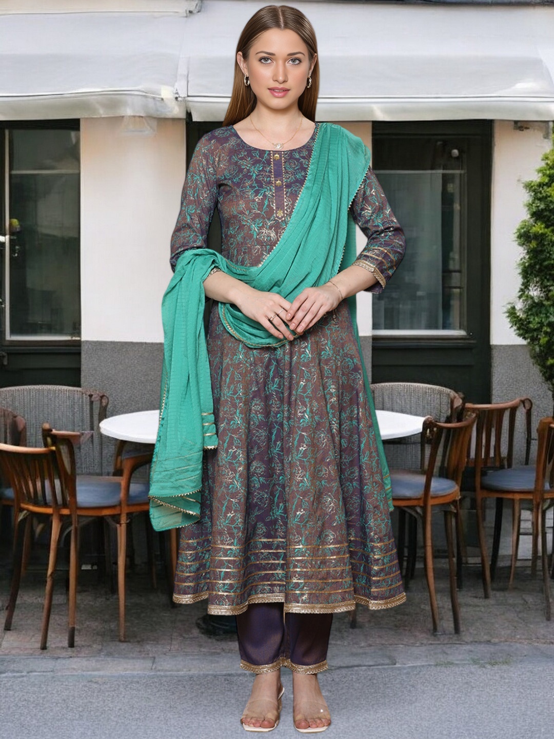 True Shape Women Floral Printed Regular Kurta with Trousers & With Dupatta, Charcoal
True Shape Women Floral Printed Regular Kurta with Trousers & With Dupatta, Charcoal