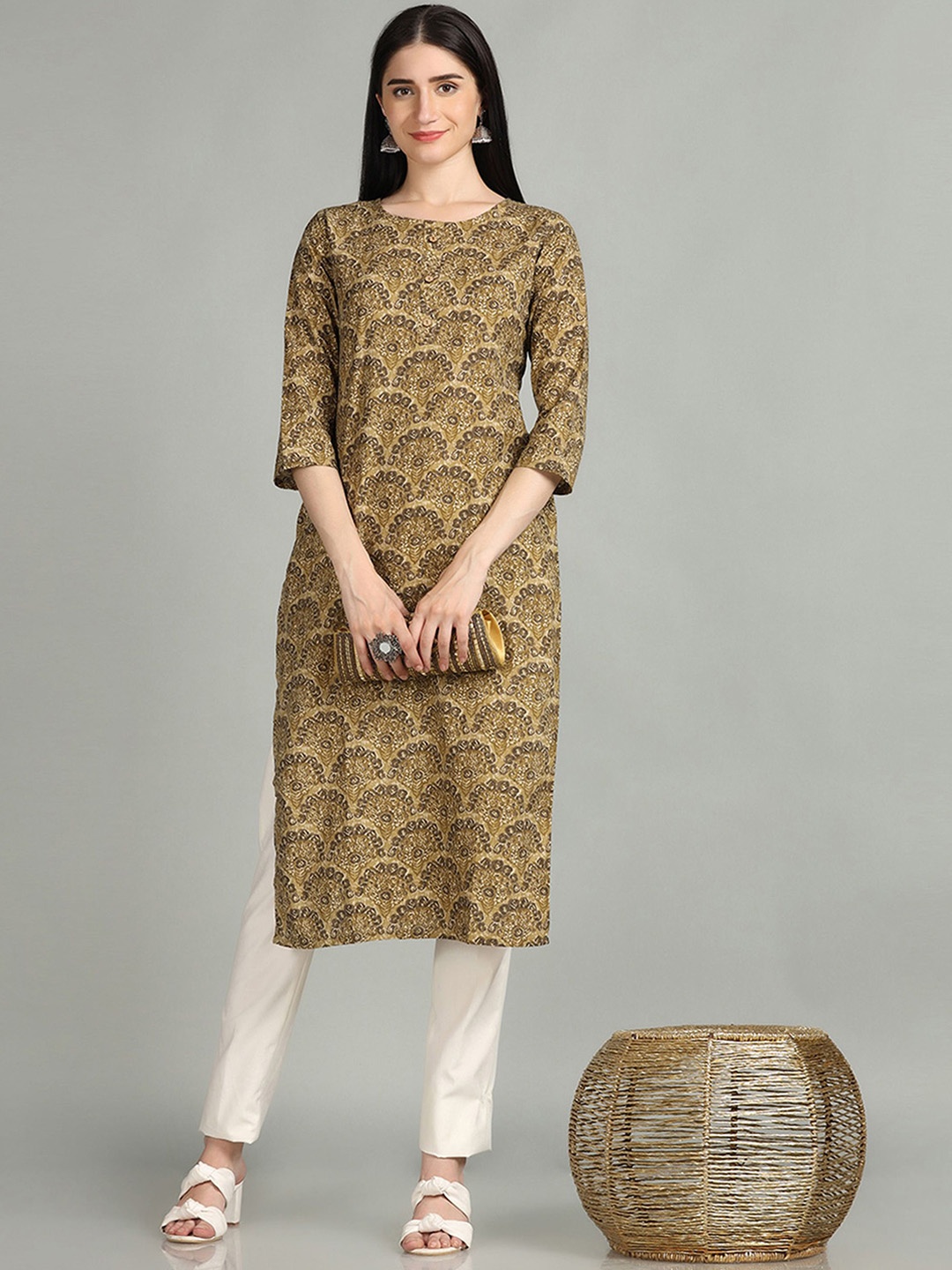 Fourleaf Ethnic Motifs Printed Round Neck Three-Quarter Sleeves Straight Kurta, Olive
Fourleaf Ethnic Motifs Printed Round Neck Three-Quarter Sleeves Straight Kurta, Olive