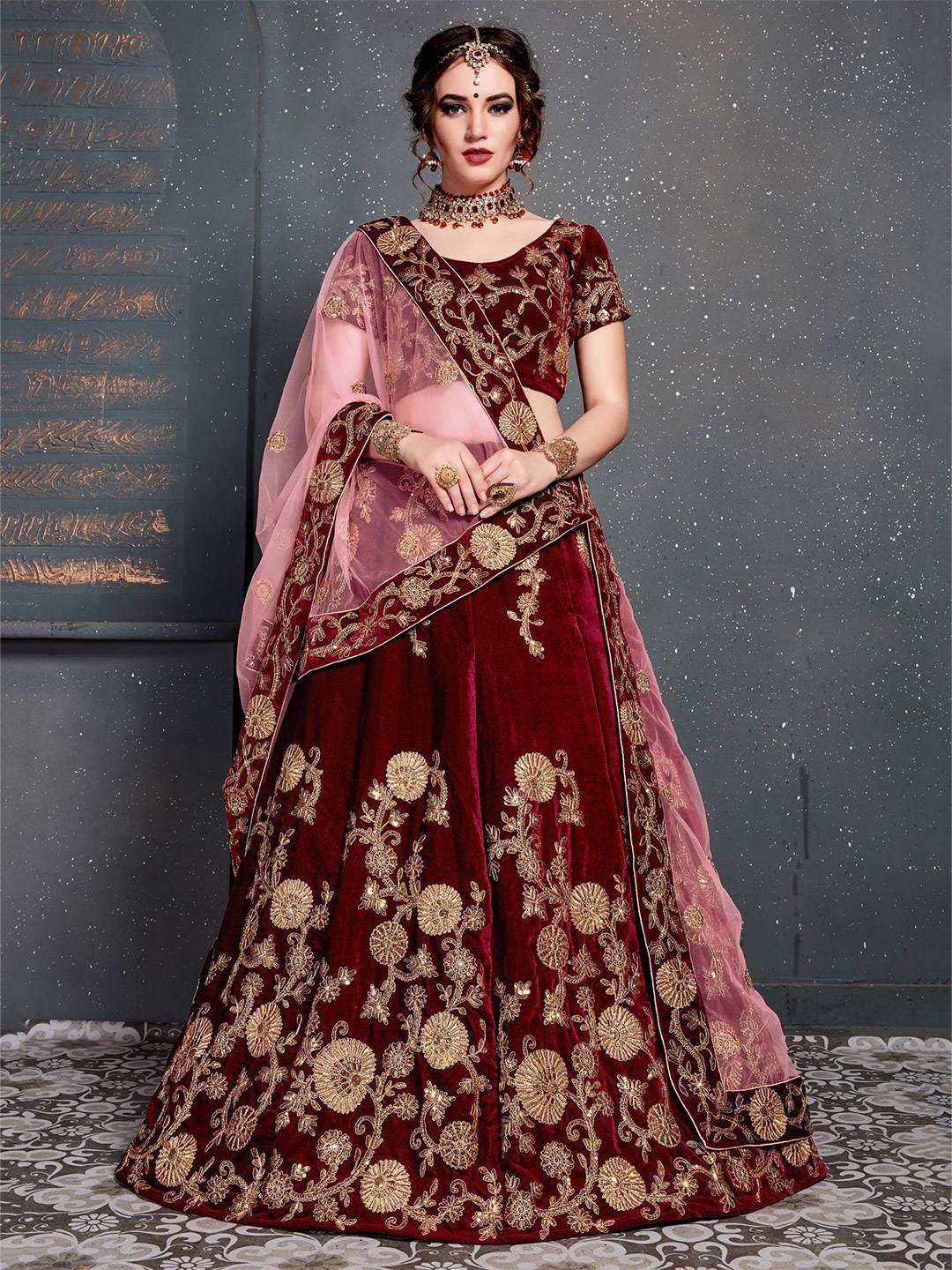 DIVASTRI Embroidered Zari Work Semi-Stitched Velvet Lehenga & Blouse With Dupatta, Maroon
DIVASTRI Embroidered Zari Work Semi-Stitched Velvet Lehenga & Blouse With Dupatta, Maroon