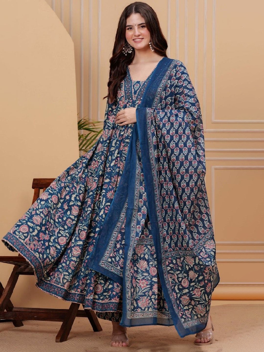 Shatanuvart Export Women Floral Printed Regular Phulkari Kurta with Palazzos & With Dupatta, Blue
Shatanuvart Export Women Floral Printed Regular Phulkari Kurta with Palazzos & With Dupatta, Blue