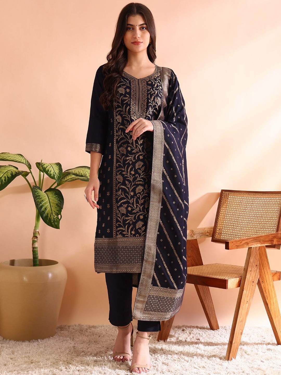 House of Pataudi Women Chanderi Woven Design Straight Kurta Trousers With Dupatta, Navy blue
House of Pataudi Women Chanderi Woven Design Straight Kurta Trousers With Dupatta, Navy blue