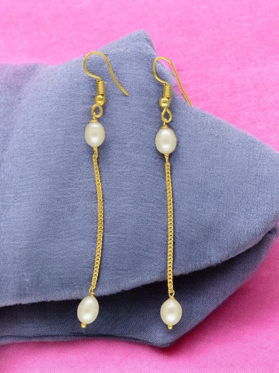 Sri Jagdamba Pearls Dealer The Lorie Gold-Plated Pearls Beaded Contemporary Drop Earrings
Sri Jagdamba Pearls Dealer The Lorie Gold-Plated Pearls Beaded Contemporary Drop Earrings