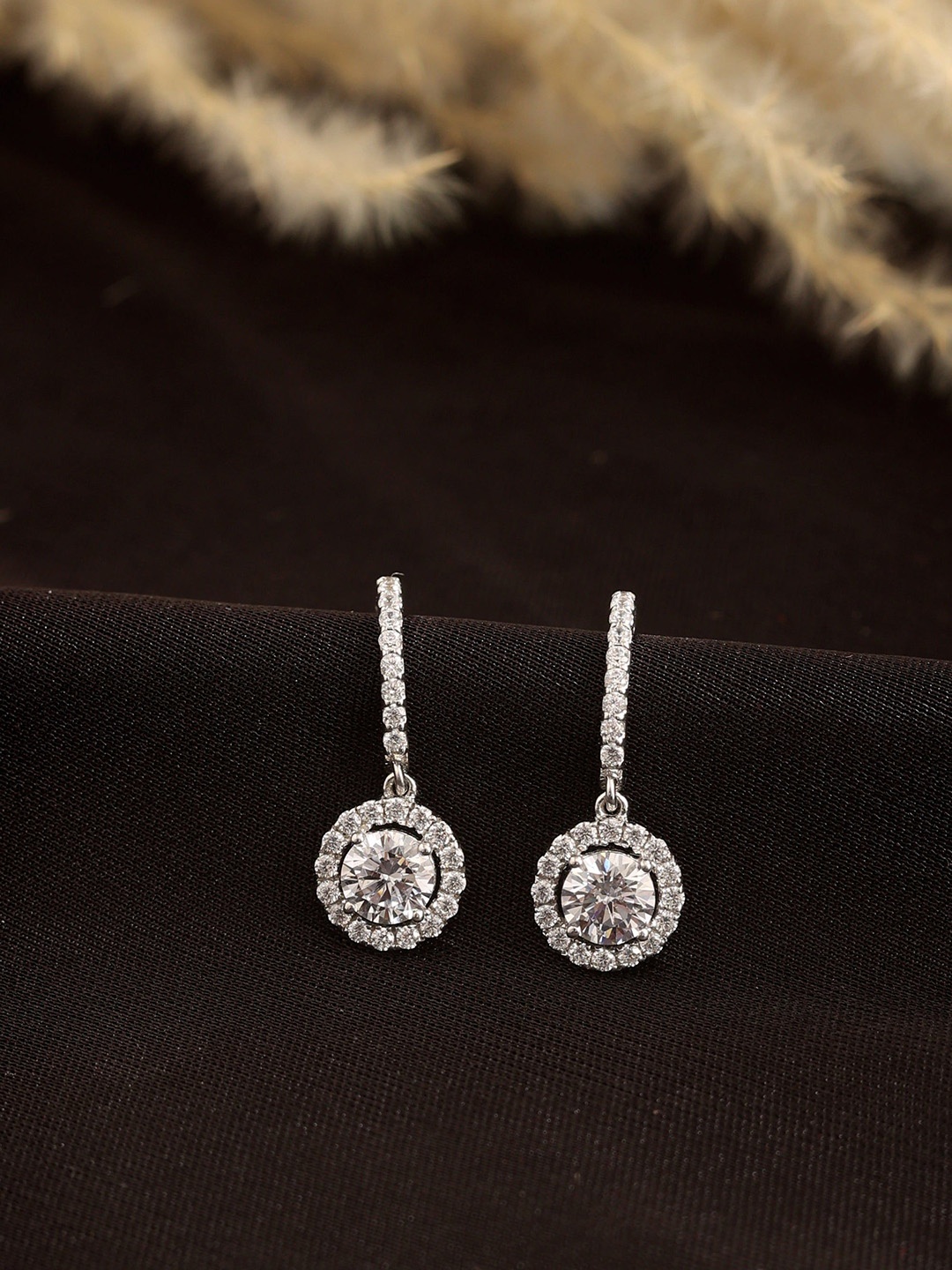KIORAH 925 Sterling Silver Rhodium-Plated Artificial Stones Floral Shaped Drop Earrings
KIORAH 925 Sterling Silver Rhodium-Plated Artificial Stones Floral Shaped Drop Earrings