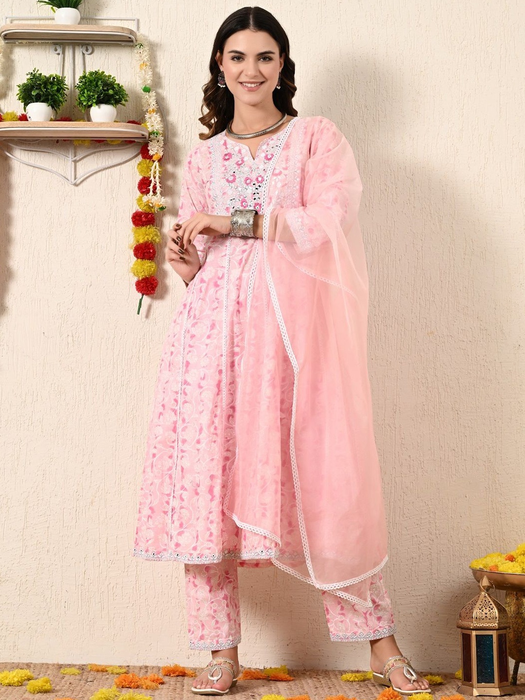 PINKVILLE JAIPUR Women Floral Embroidered Regular Thread Work Pure Cotton Kurta with Trousers & With Dupatta, Pink
PINKVILLE JAIPUR Women Floral Embroidered Regular Thread Work Pure Cotton Kurta with Trousers & With Dupatta, Pink