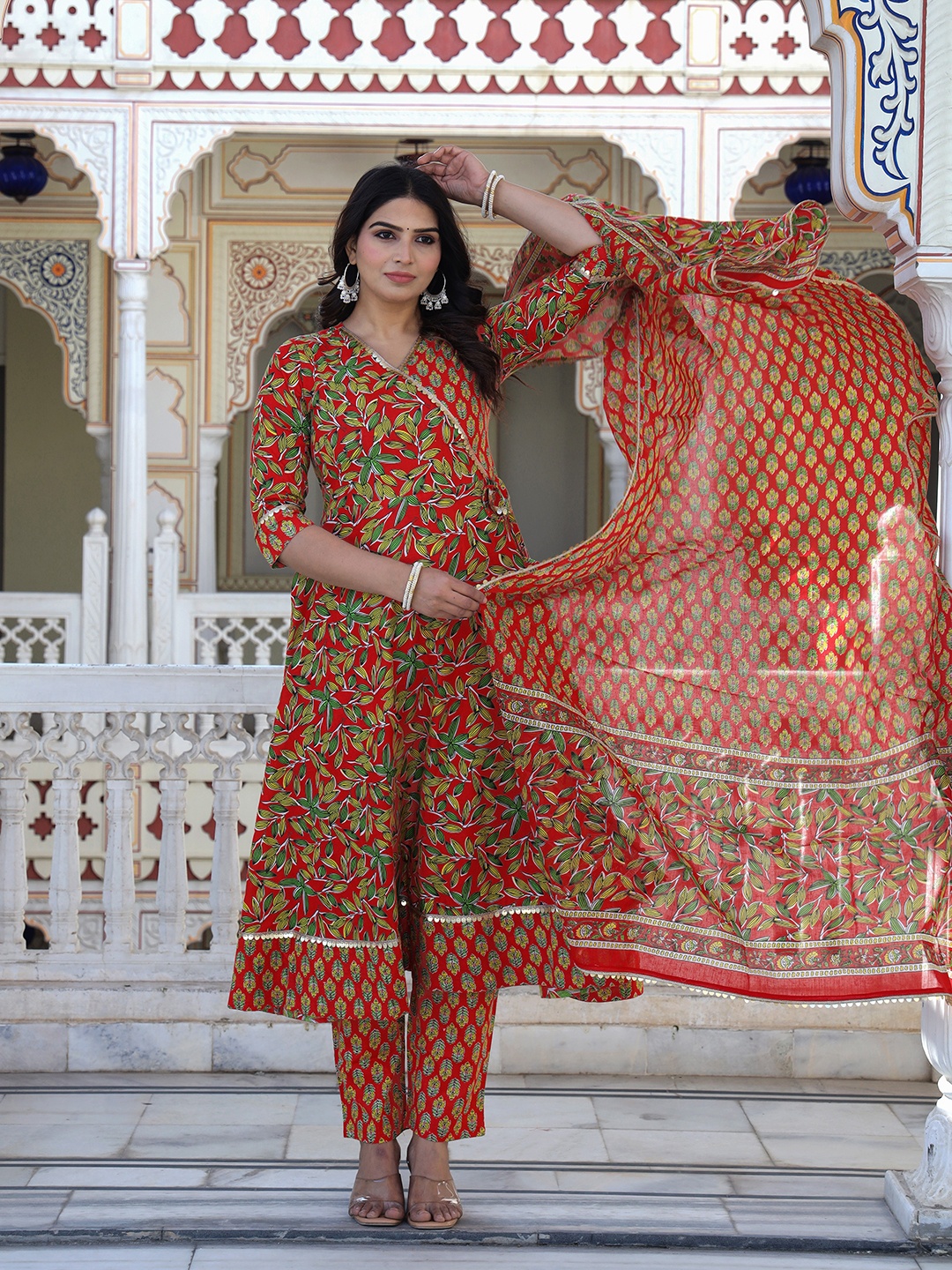 ELVISH JAIPUR Women Ethnic Motifs Printed Regular Pure Cotton Kurta with Palazzos & With Dupatta, Red
ELVISH JAIPUR Women Ethnic Motifs Printed Regular Pure Cotton Kurta with Palazzos & With Dupatta, Red