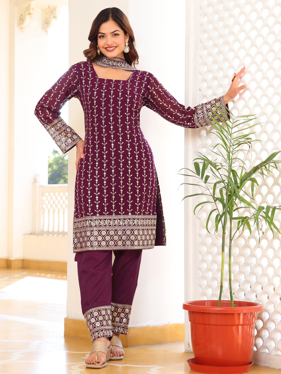 KALINI Women Ethnic Motifs Embroidered Regular Sequinned Kurti with Pyjamas & With Dupatta, Purple
KALINI Women Ethnic Motifs Embroidered Regular Sequinned Kurti with Pyjamas & With Dupatta, Purple
