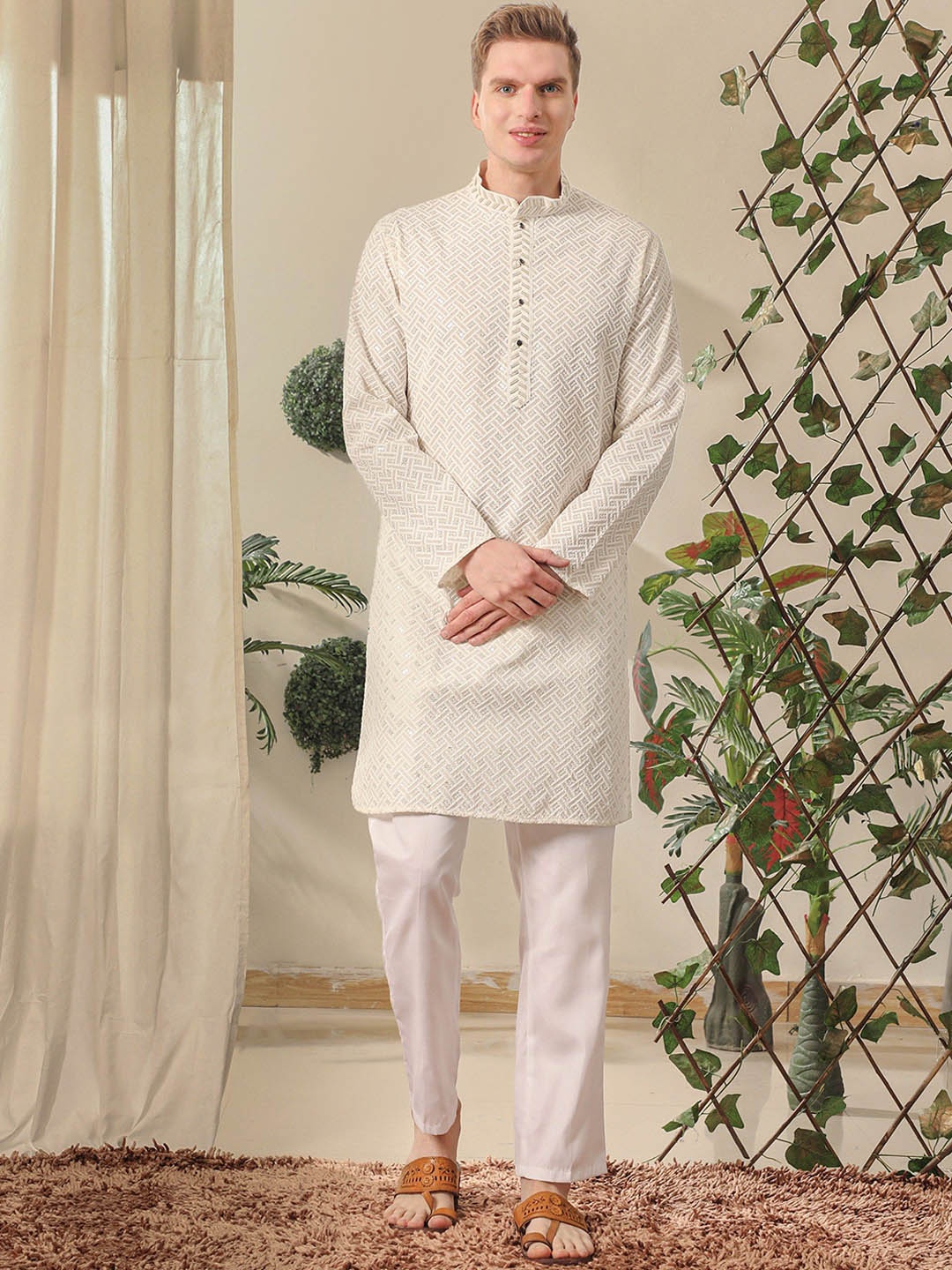 Pro-Ethic STYLE DEVELOPER Men Embroidered Angrakha Sequinned Pure Cotton Kurta with Pyjamas, White
Pro-Ethic STYLE DEVELOPER Men Embroidered Angrakha Sequinned Pure Cotton Kurta with Pyjamas, White