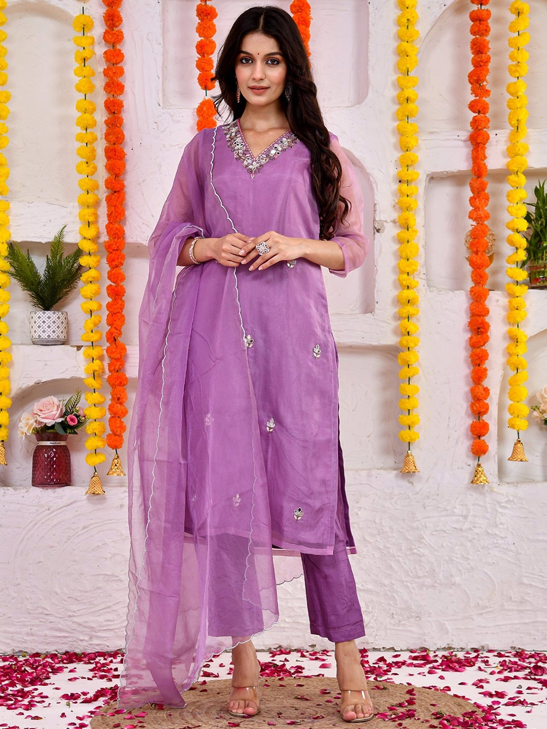DRESENCE Women Floral Embroidered Regular Beads and Stones Pure Silk Kurta with Trousers & With Dupatta, Lavender
DRESENCE Women Floral Embroidered Regular Beads and Stones Pure Silk Kurta with Trousers & With Dupatta, Lavender