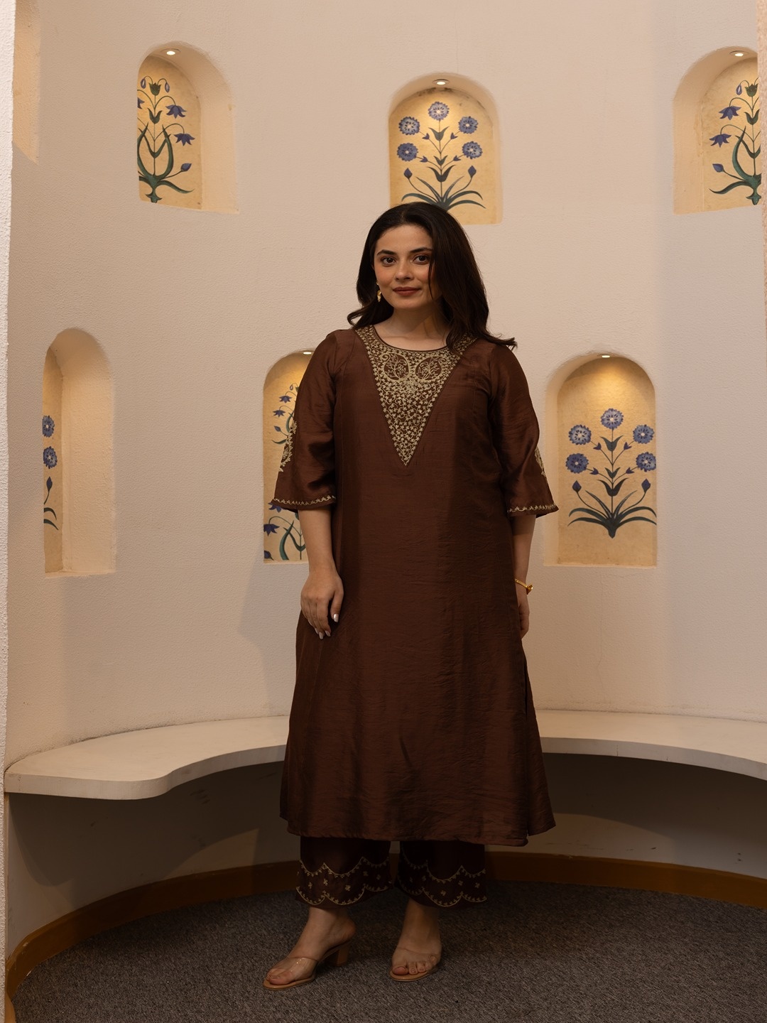 ASRUMO Women Embroidered Regular Thread Work Kurta with Trousers & With Dupatta, Brown
ASRUMO Women Embroidered Regular Thread Work Kurta with Trousers & With Dupatta, Brown