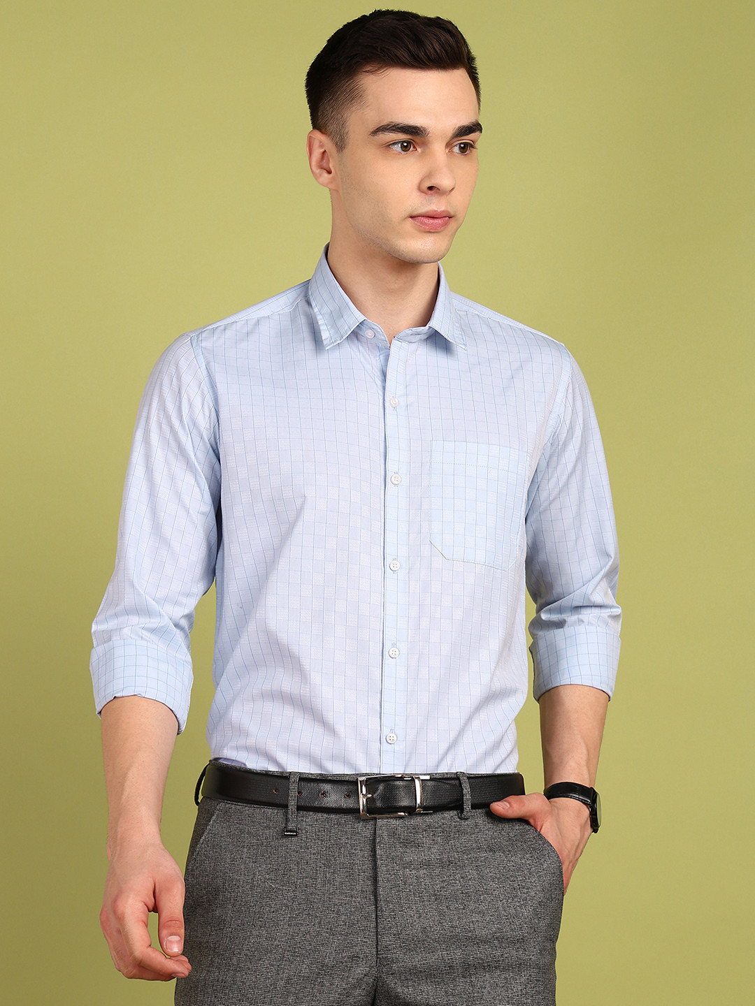 PulseIQ Men Slim Fit Gingham Checks Opaque Checked Formal Shirt, Blue
PulseIQ Men Slim Fit Gingham Checks Opaque Checked Formal Shirt, Blue