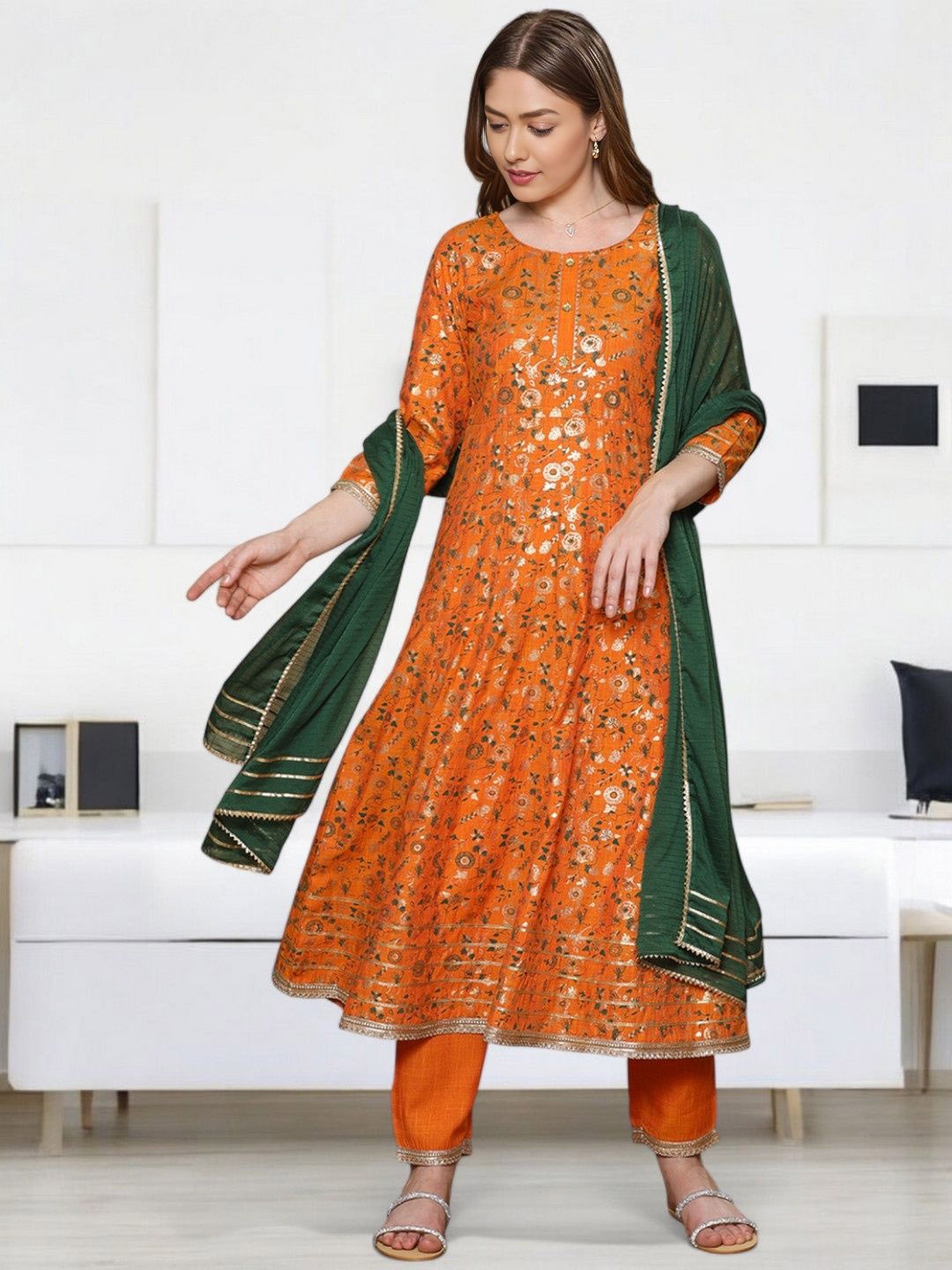 Jeff co-op Women Floral Printed Panelled Gotta Patti Kurta with Trousers & With Dupatta, Orange
Jeff co-op Women Floral Printed Panelled Gotta Patti Kurta with Trousers & With Dupatta, Orange