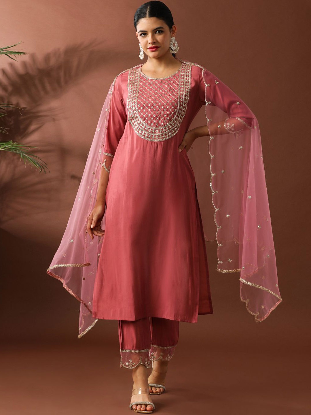 Jaipur Kurti Women Ethnic Motifs Embroidered Regular Sequinned Kurta with Trousers & With Dupatta, Pink
Jaipur Kurti Women Ethnic Motifs Embroidered Regular Sequinned Kurta with Trousers & With Dupatta, Pink