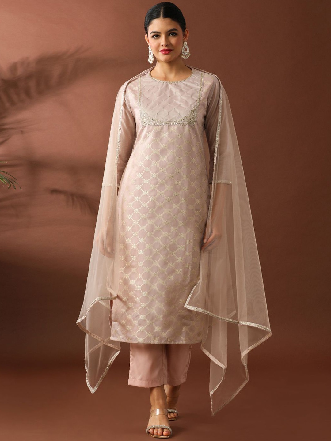 Jaipur Kurti Women Ethnic Motifs Embroidered Regular Sequinned Chanderi Cotton Kurta with Trousers & With, Pink
Jaipur Kurti Women Ethnic Motifs Embroidered Regular Sequinned Chanderi Cotton Kurta with Trousers & With, Pink