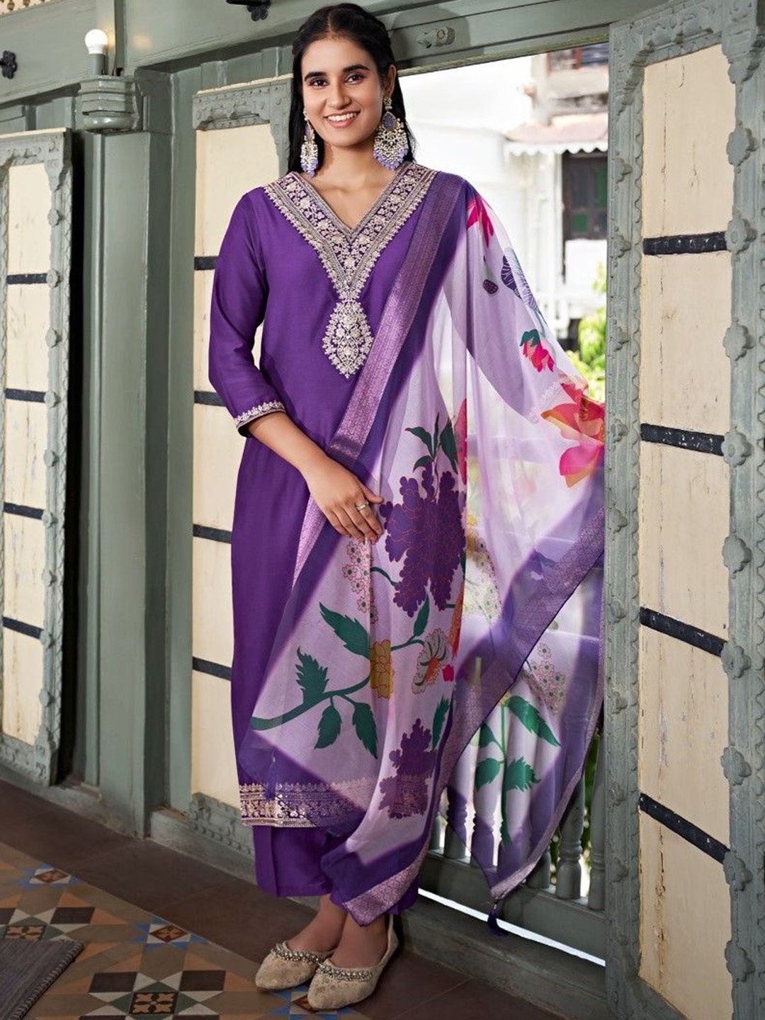 Colors of Earth Women Embroidered Regular Kurta with Trousers & With Dupatta, Violet
Colors of Earth Women Embroidered Regular Kurta with Trousers & With Dupatta, Violet