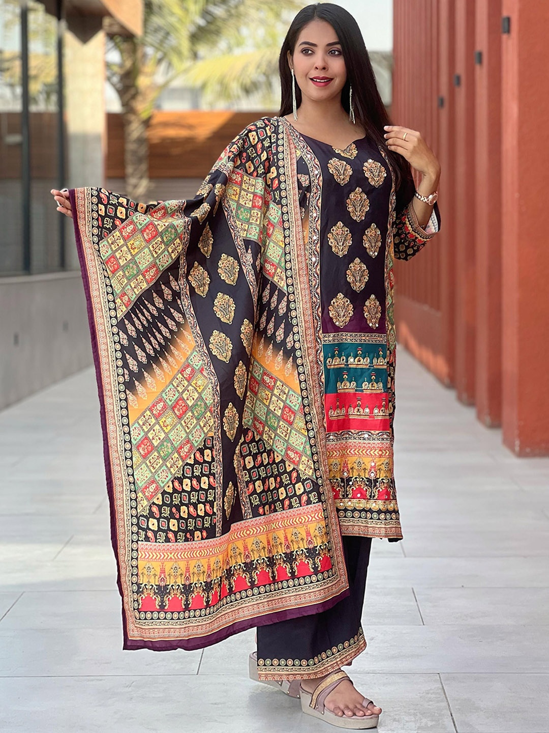BINDUDI Women Floral Embroidered Regular Mirror Work Kurta with Palazzos & With Dupatta, Black
BINDUDI Women Floral Embroidered Regular Mirror Work Kurta with Palazzos & With Dupatta, Black