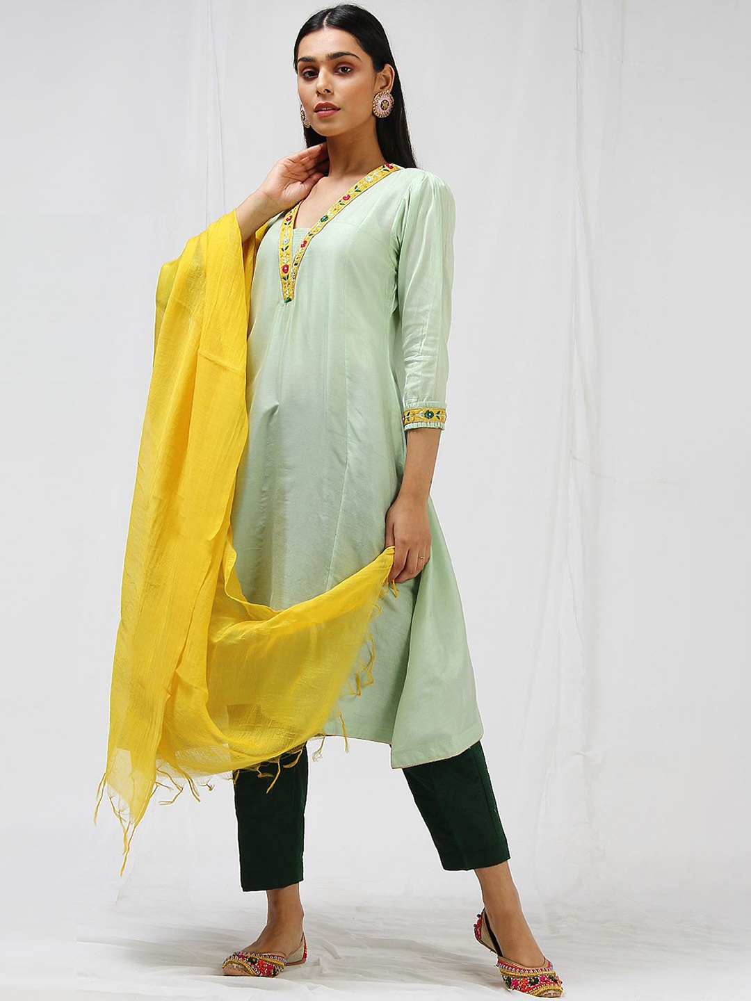 KHUSHBOO AND PANKAJ Women Embroidered Regular Thread Work Kurta with Trousers & With Dupatta, Green
KHUSHBOO AND PANKAJ Women Embroidered Regular Thread Work Kurta with Trousers & With Dupatta, Green