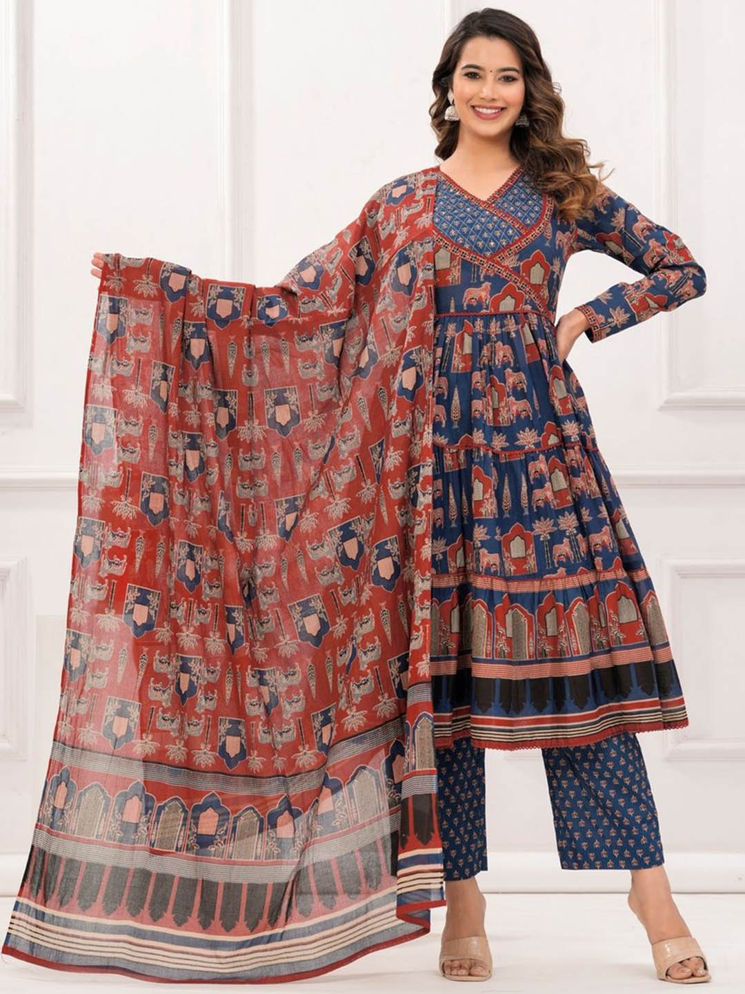 Kanahari Women Ethnic Motifs Printed Regular Beads and Stones Pure Cotton Kurta with Trousers & With Dupatta, Blue
Kanahari Women Ethnic Motifs Printed Regular Beads and Stones Pure Cotton Kurta with Trousers & With Dupatta, Blue