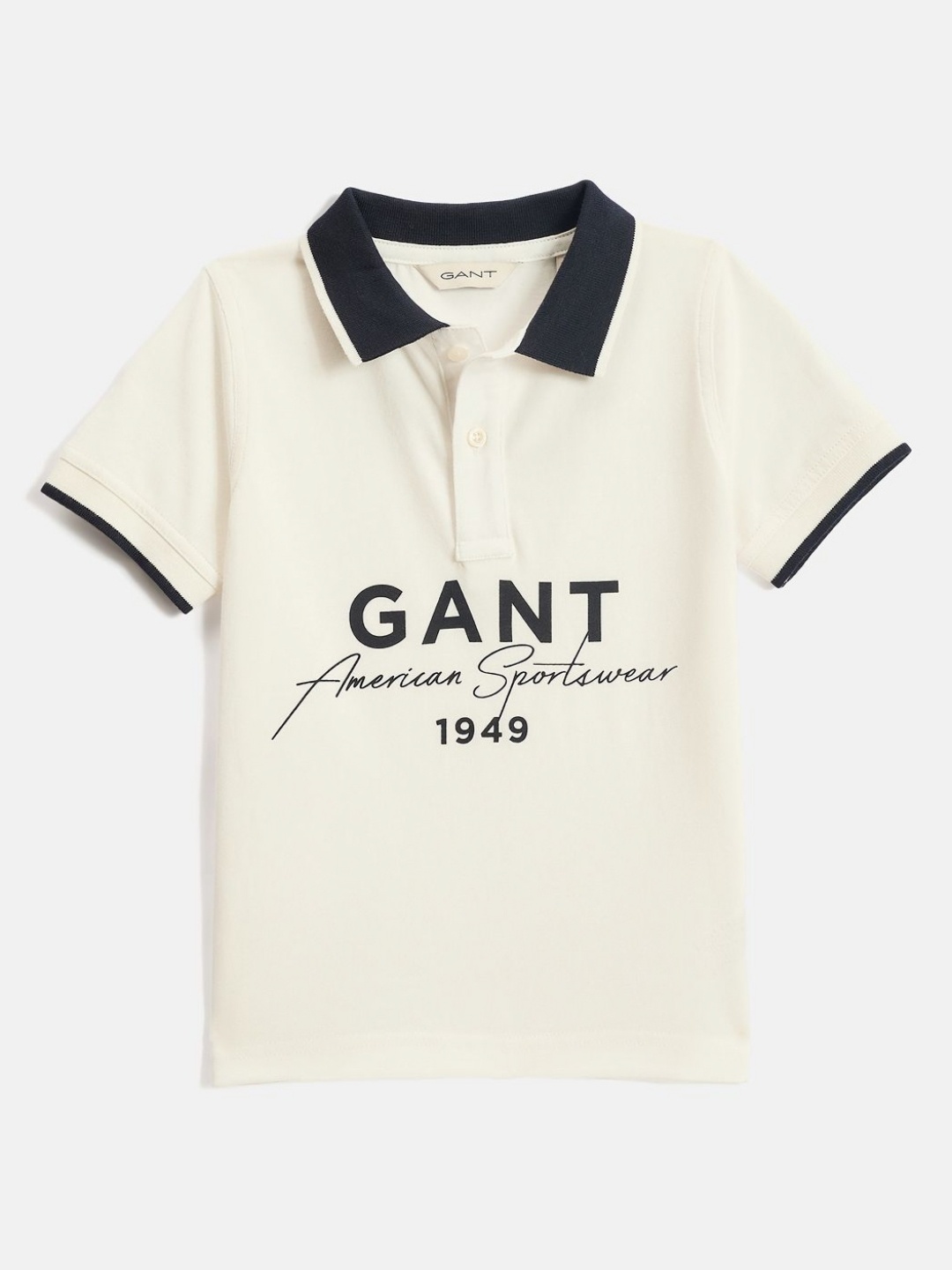 GANT Boys Typography Printed Polo Collar Monochrome Pure Cotton Applique T-shirt, Off white
GANT Boys Typography Printed Polo Collar Monochrome Pure Cotton Applique T-shirt, Off white
