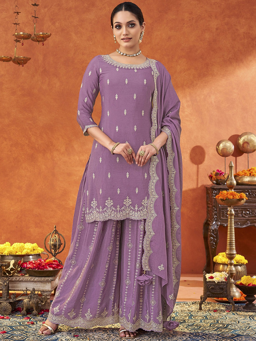Fourleaf Women Ethnic Motifs Embroidered Regular Thread Work Kurta with Sharara & With Dupatta, Lavender
Fourleaf Women Ethnic Motifs Embroidered Regular Thread Work Kurta with Sharara & With Dupatta, Lavender
