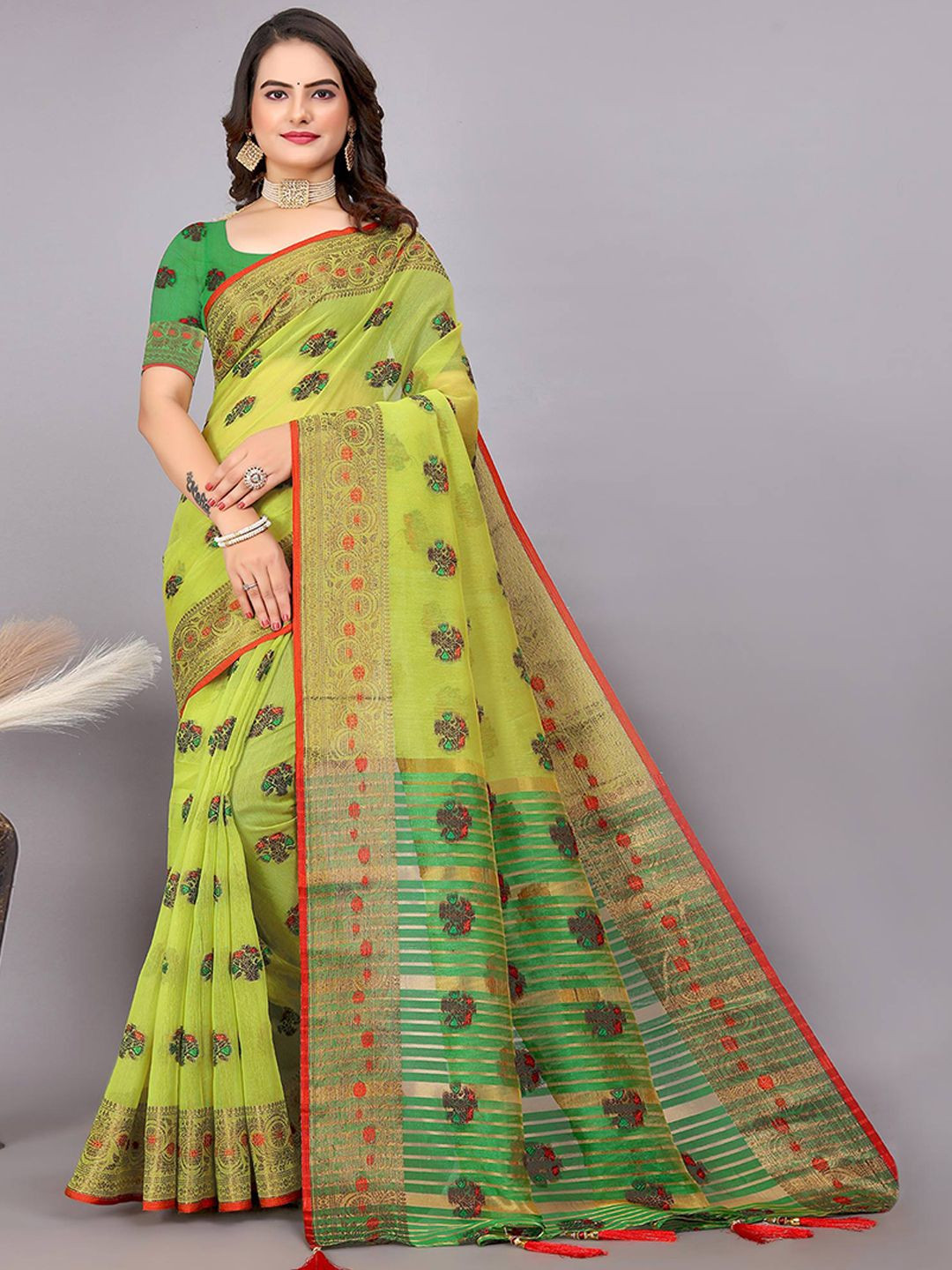 Peachmode Woven Design Zari Silk Cotton Saree, Green 
Peachmode Woven Design Zari Silk Cotton Saree, Green
