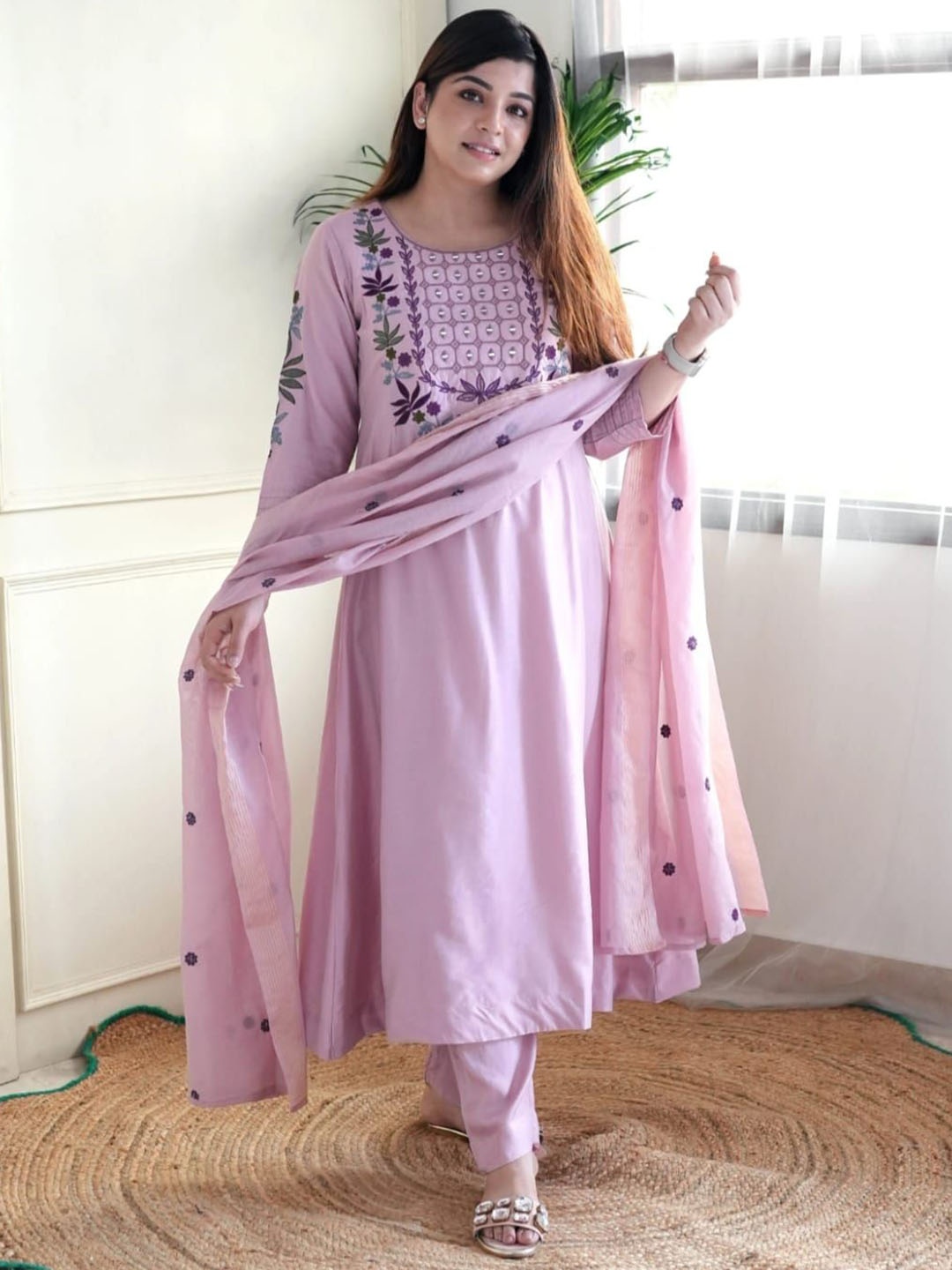 KAUTIK FABRICS Women Embroidered Regular Thread Work Chanderi Silk Kurta with Trousers & With Dupatta, Peach
KAUTIK FABRICS Women Embroidered Regular Thread Work Chanderi Silk Kurta with Trousers & With Dupatta, Peach